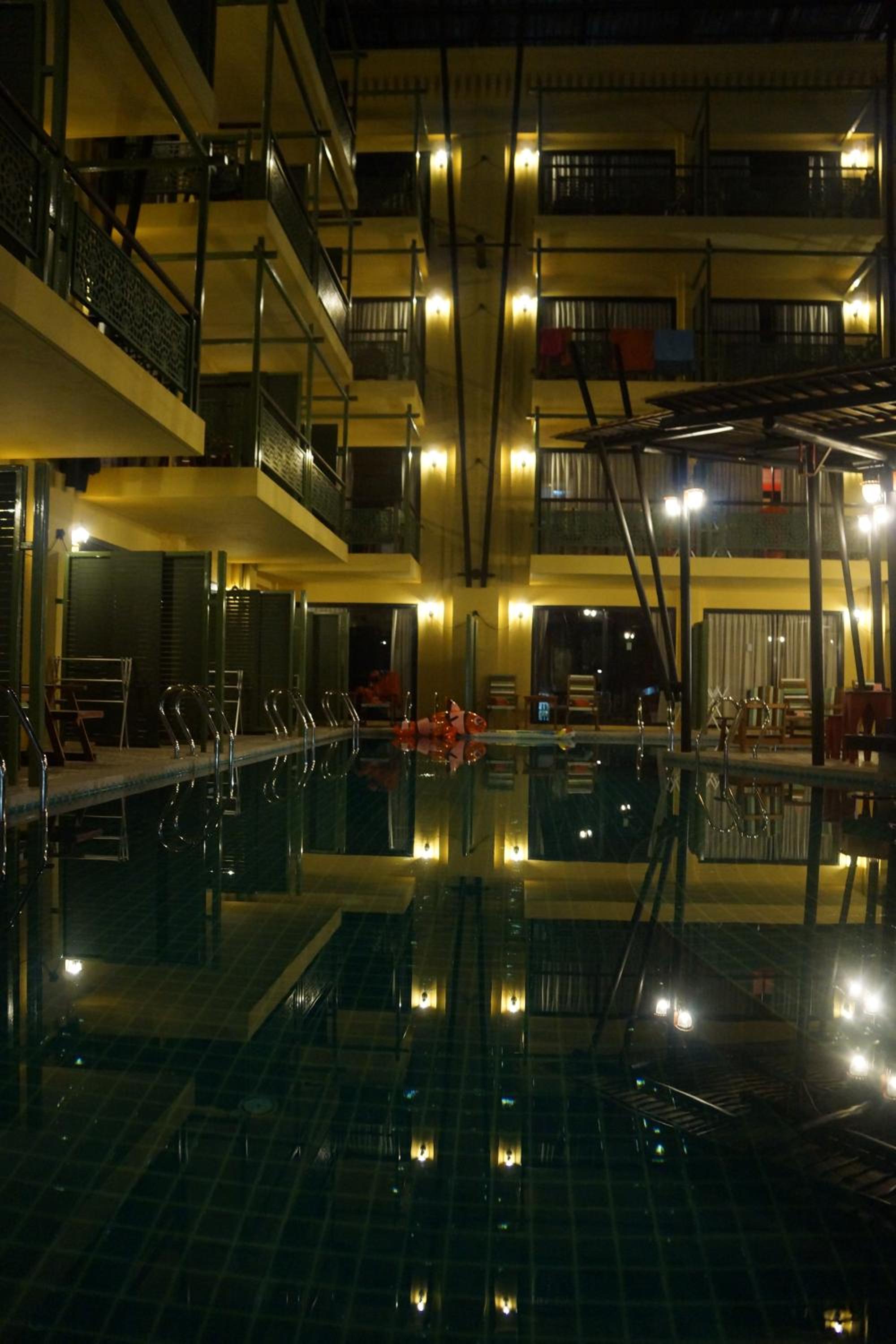 Bhundhari Chaweng Beach Resort Koh Samui - SHA Plus
