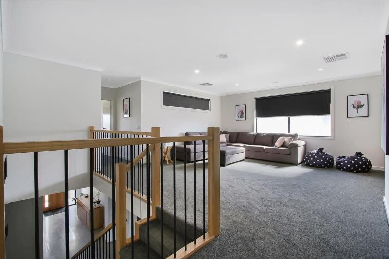 Waterview Place Holiday House