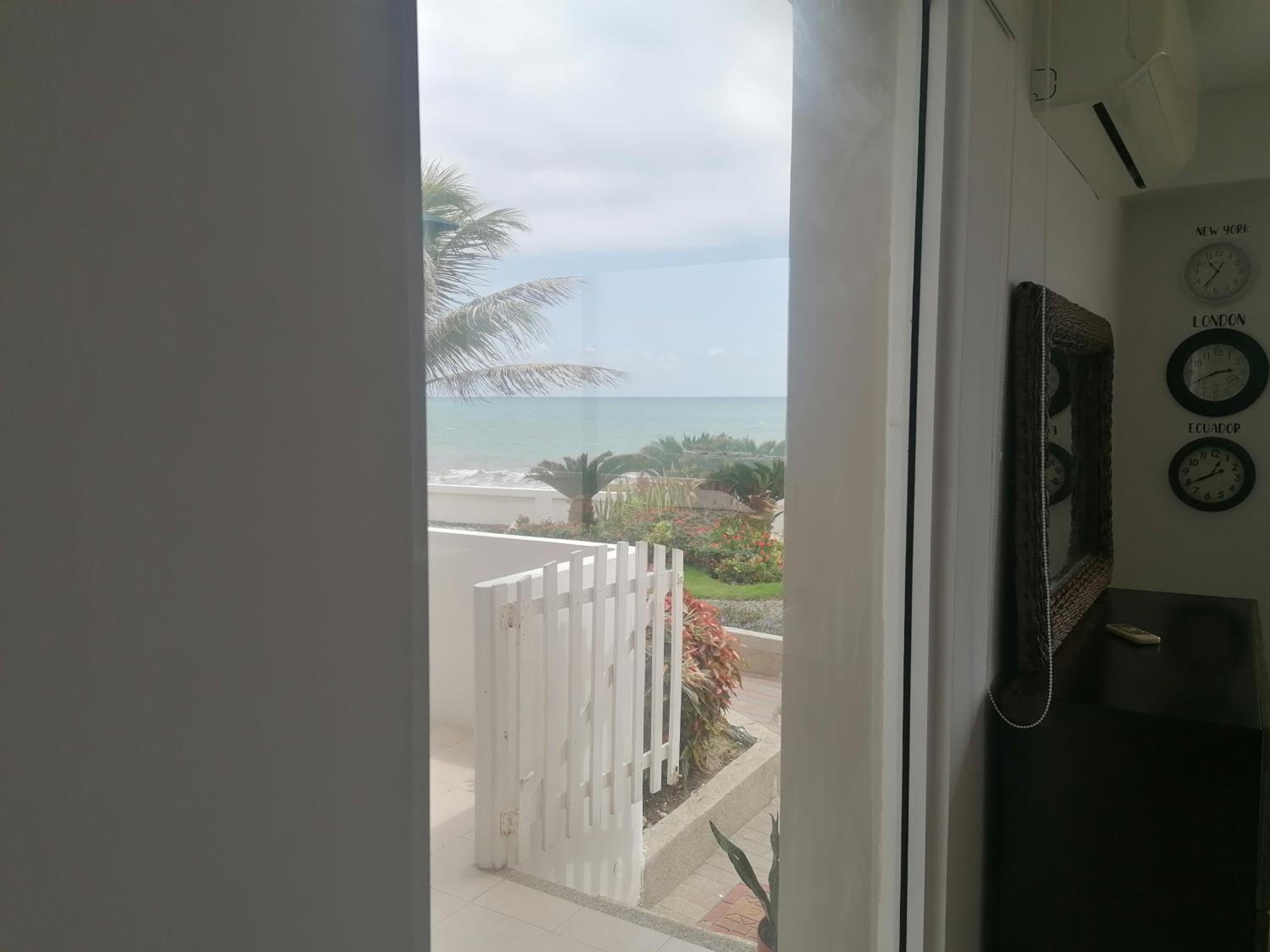 Departamento amoblado Ciudad del Mar-Manta