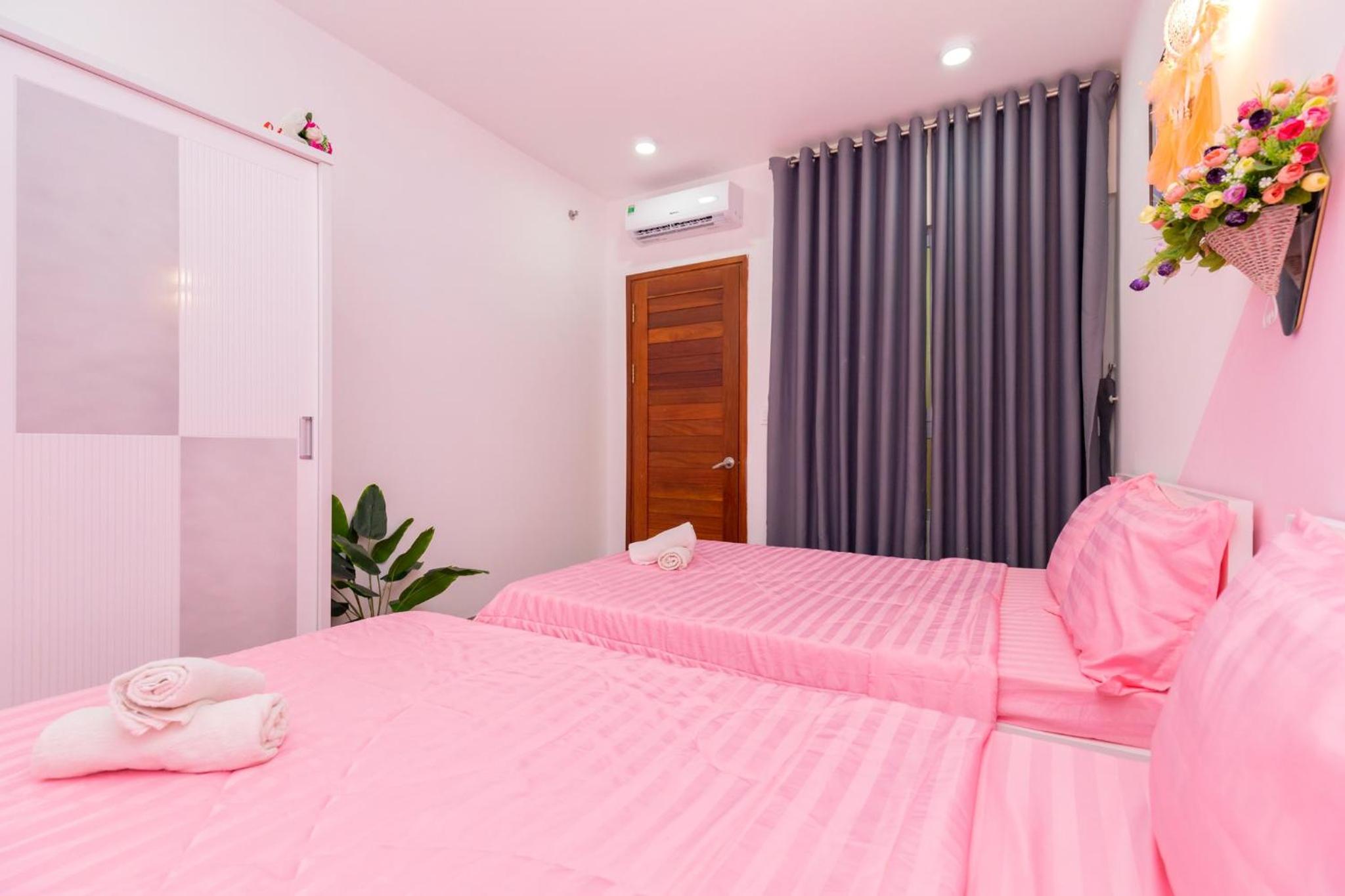 LiHi homestay - Goldsea apartment view 5