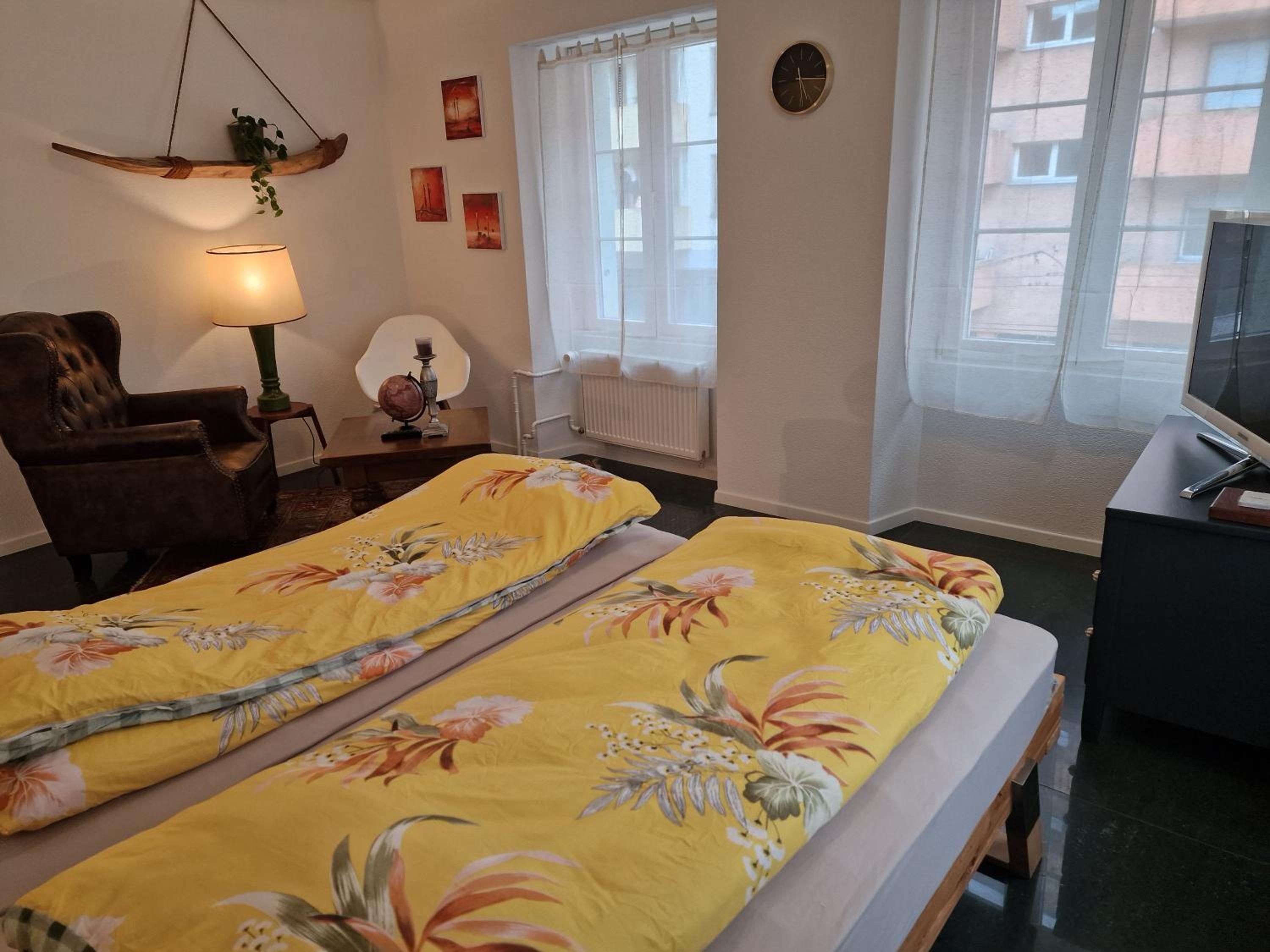 Bastis Luxury Studios Central