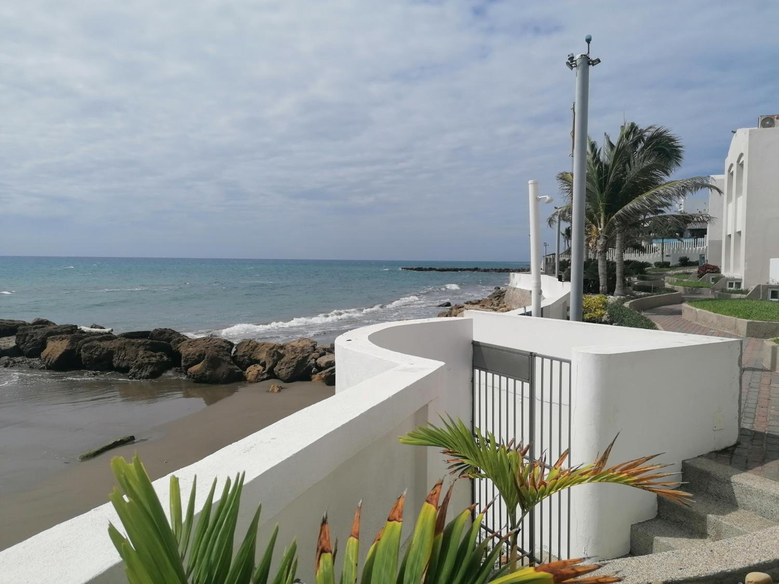 Departamento amoblado Ciudad del Mar-Manta