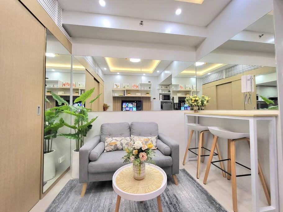 VictoriansHome at The Grass Residences with Bridgeway to SM North Edsa