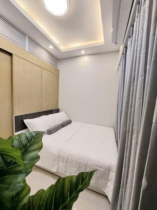 VictoriansHome at The Grass Residences with Bridgeway to SM North Edsa