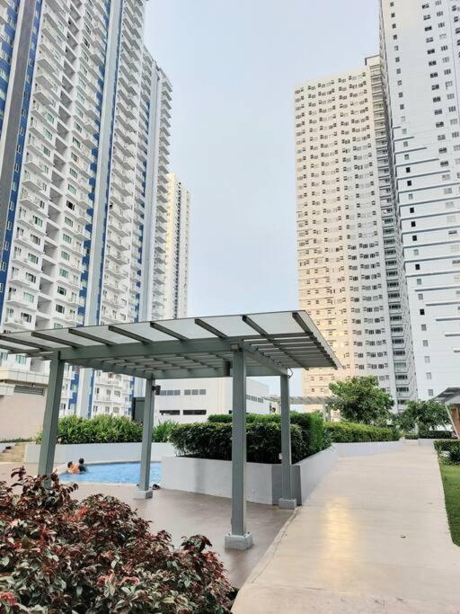 VictoriansHome at The Grass Residences with Bridgeway to SM North Edsa