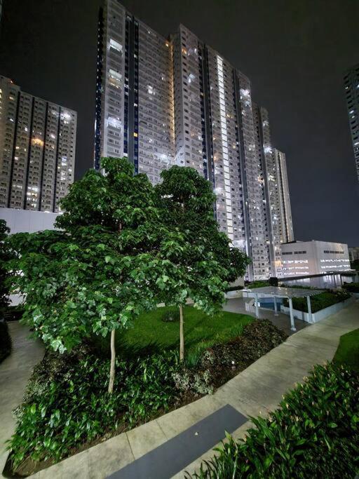 VictoriansHome at The Grass Residences with Bridgeway to SM North Edsa