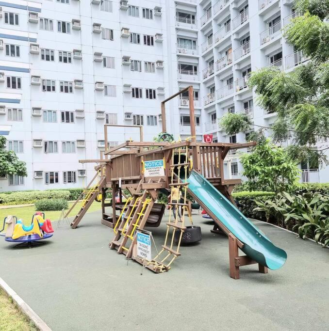VictoriansHome at The Grass Residences with Bridgeway to SM North Edsa