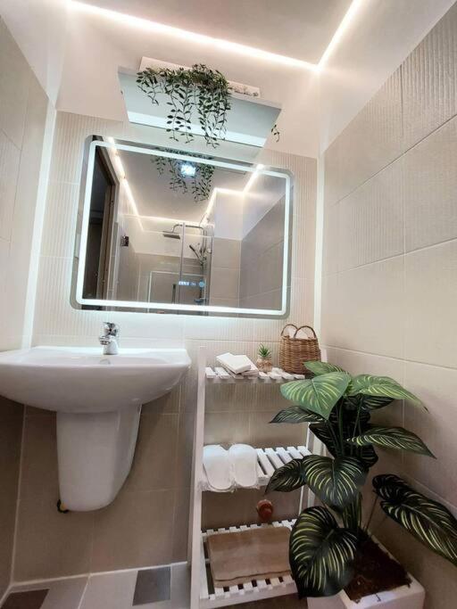 VictoriansHome at The Grass Residences with Bridgeway to SM North Edsa