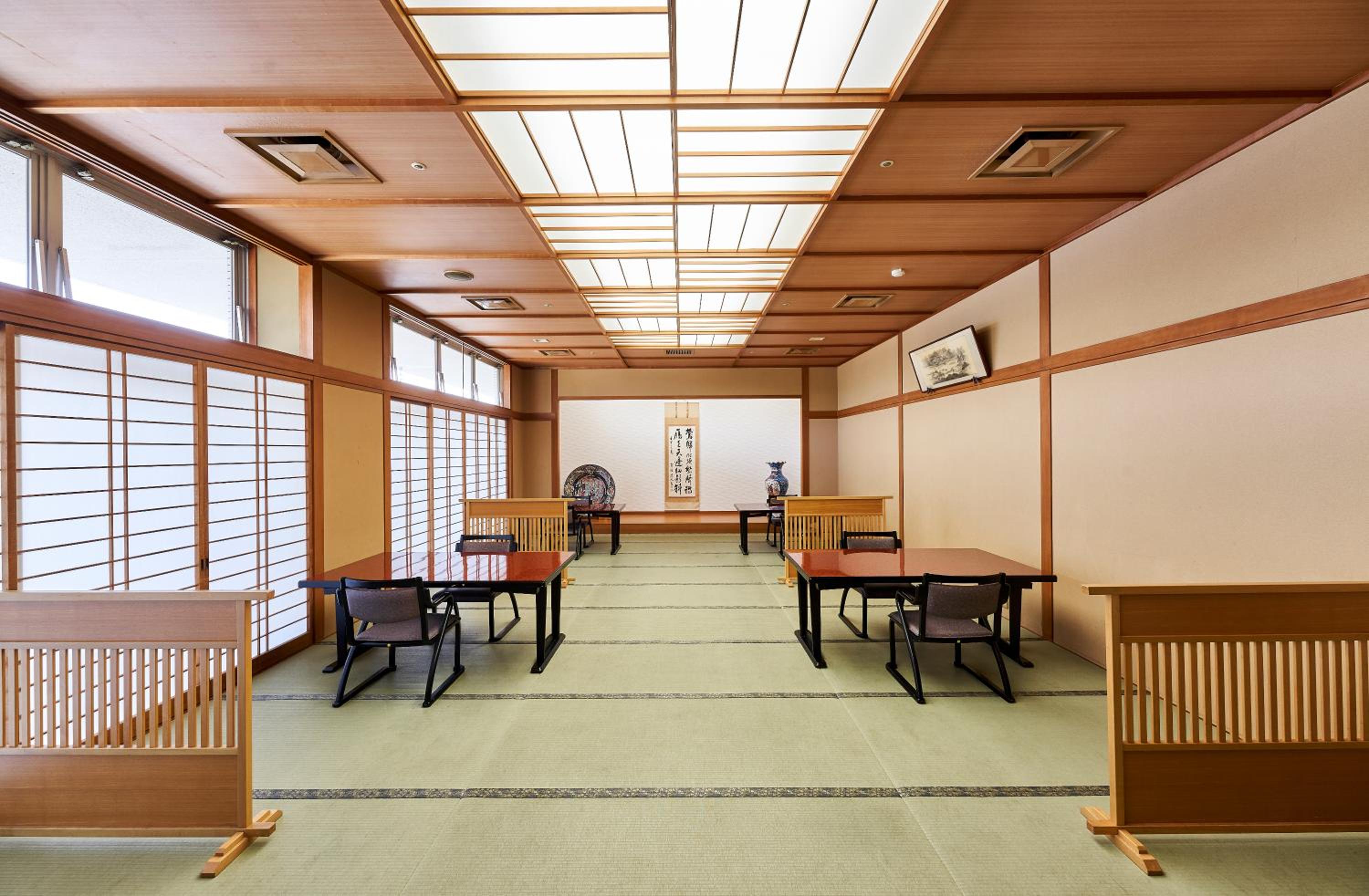 Tsukasa Royal Hotel