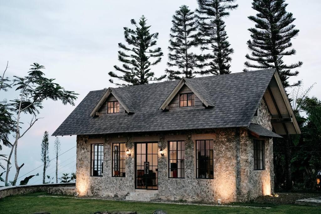 The Old Country Stone House view 5
