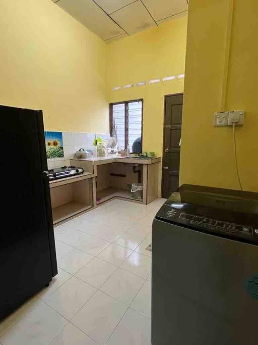 Hajjah Homestay Jln Rajawali Tg Agas photo 2
