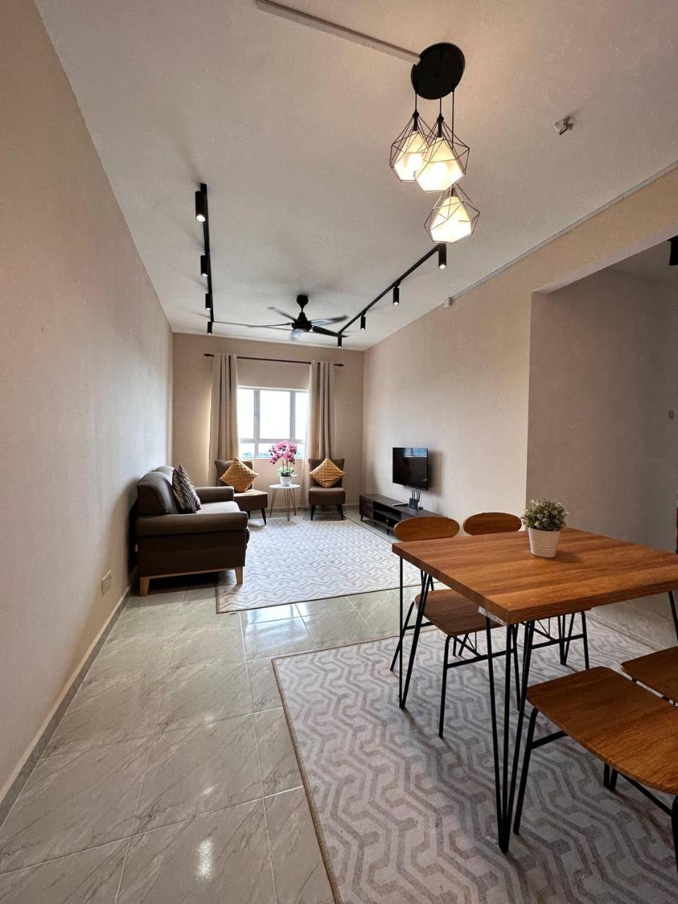 Cozy Apartment 3 Br CityView In KT Near Drawbridge photo 1