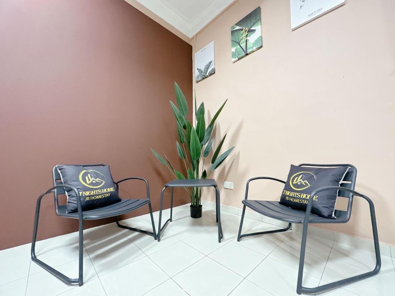 B04 Modern Deluxe Homestay