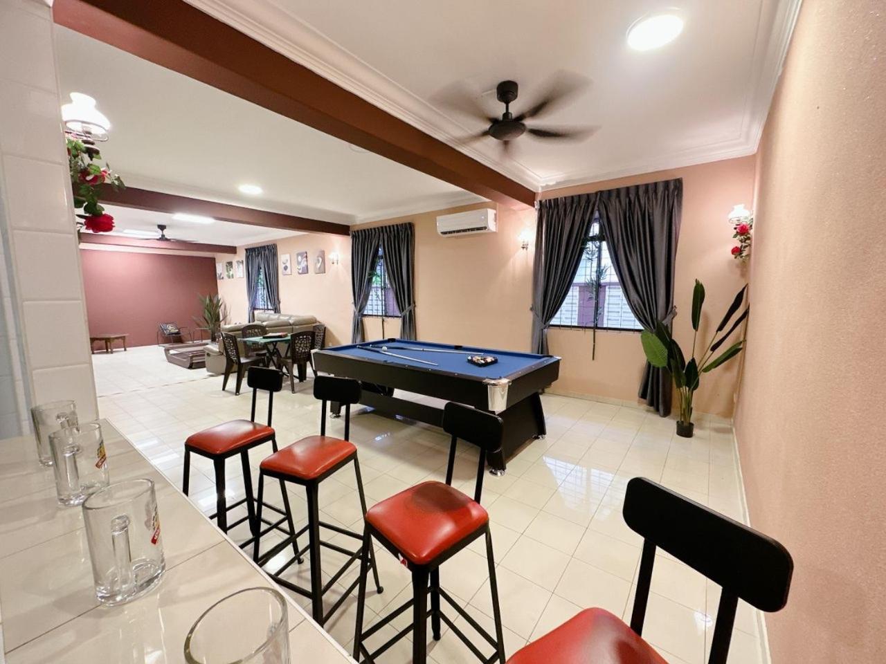 B04 Modern Deluxe Homestay