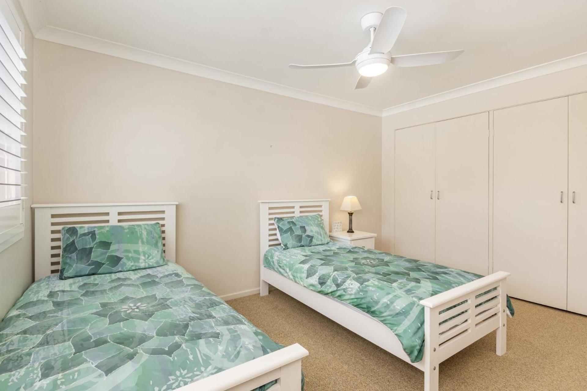 Peninsula Court Unit 9 - Absolute Waterfront Escape - Holiday Yamba
