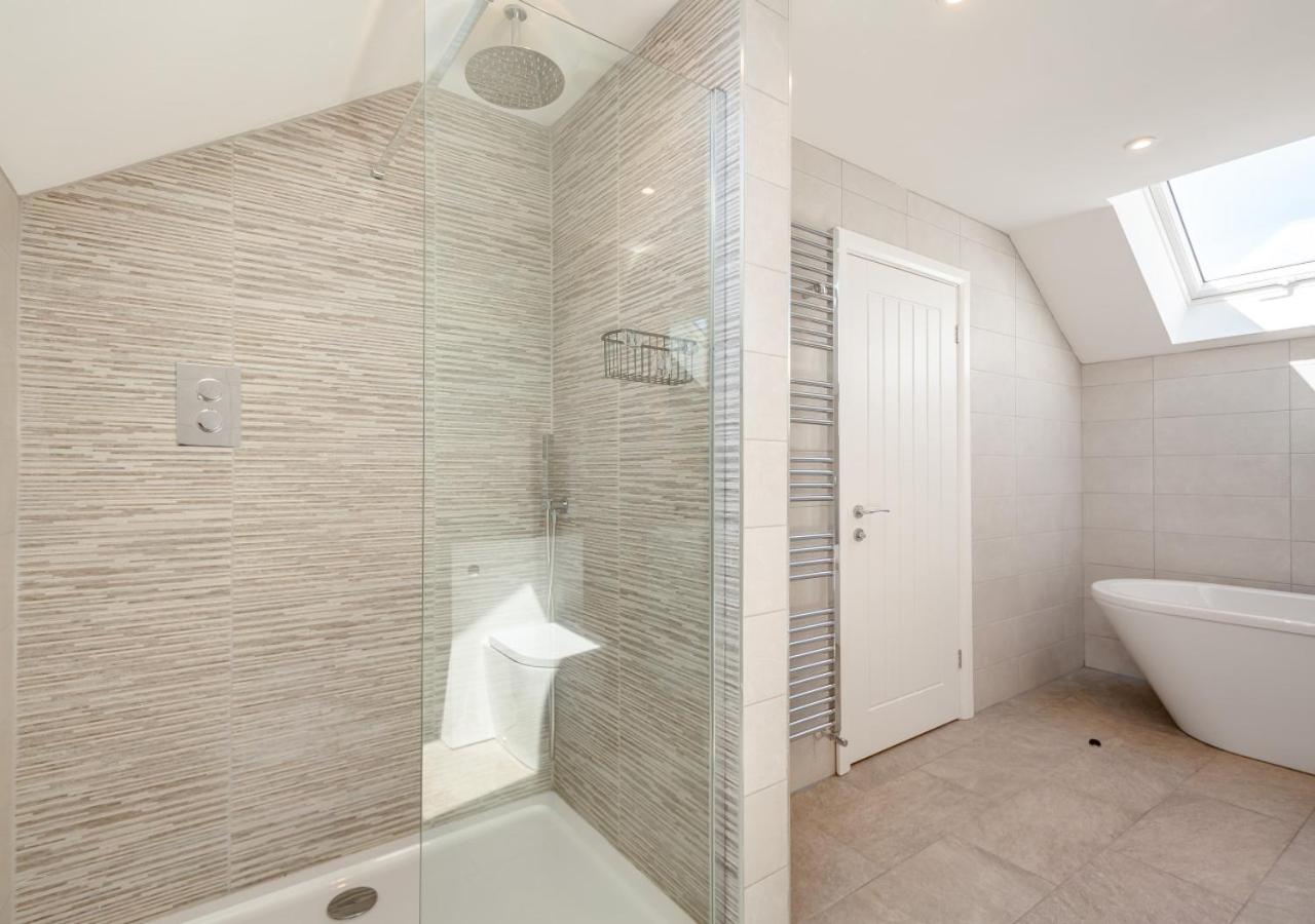 3 Bed in Talwrn oc-bow229