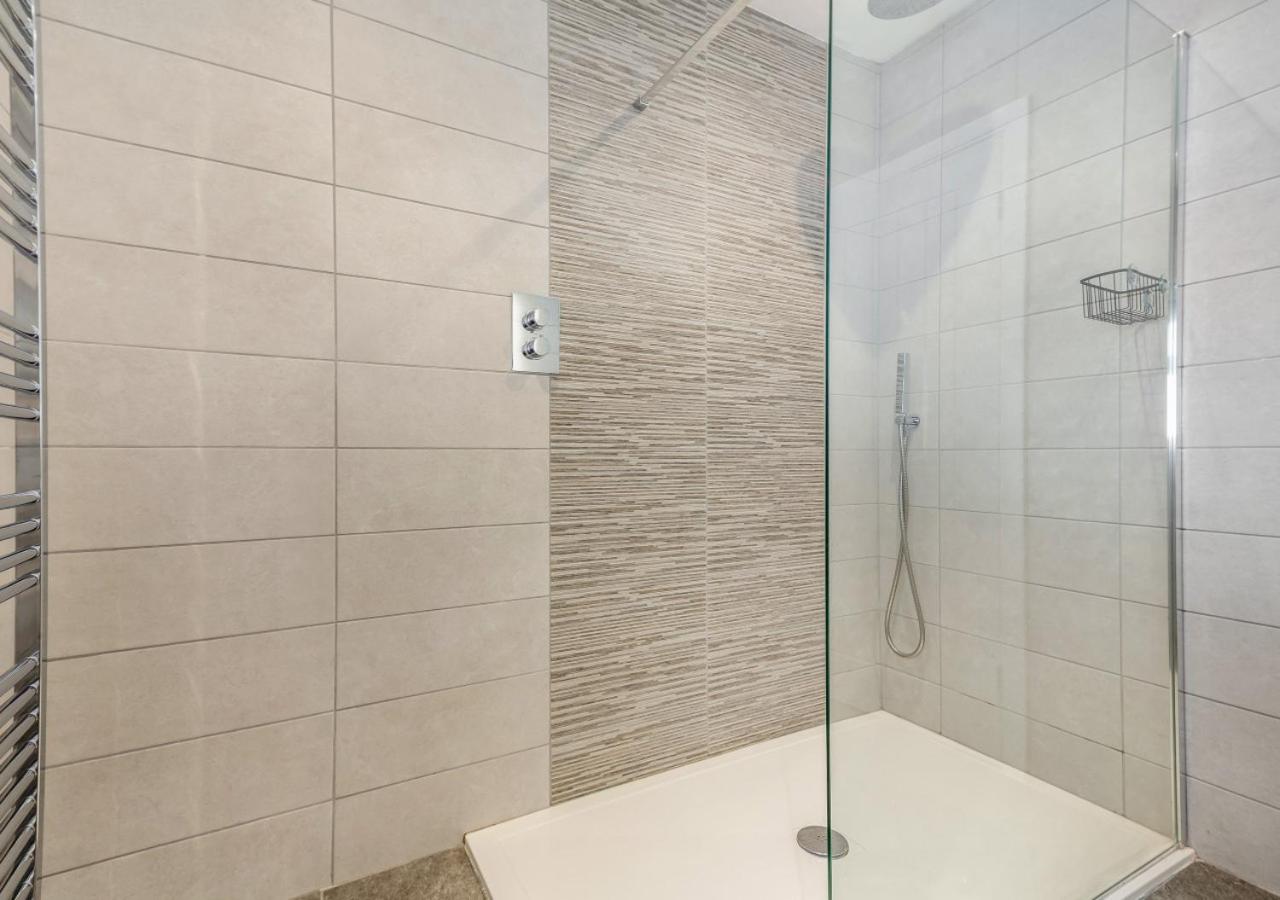3 Bed in Talwrn oc-bow229