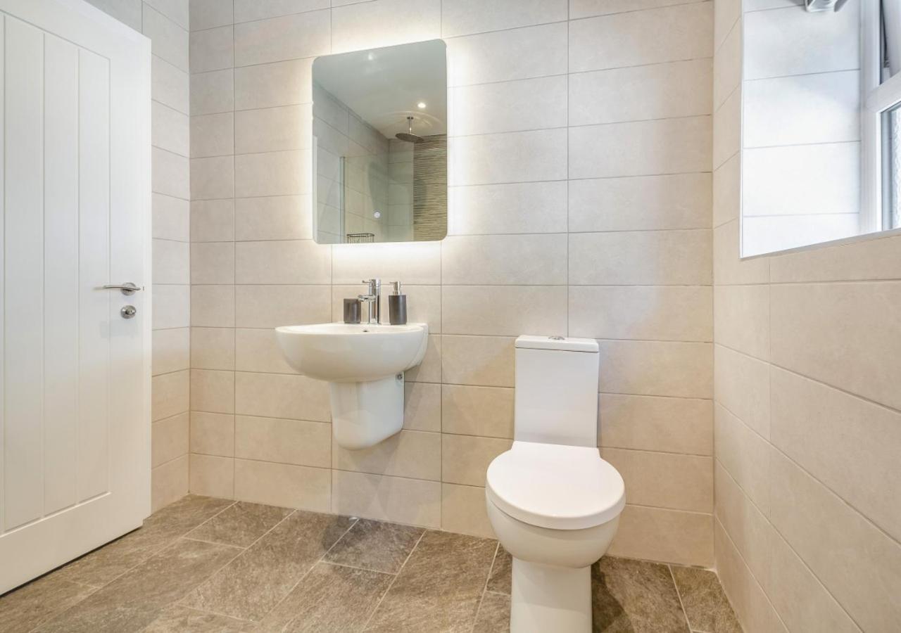 3 Bed in Talwrn oc-bow229