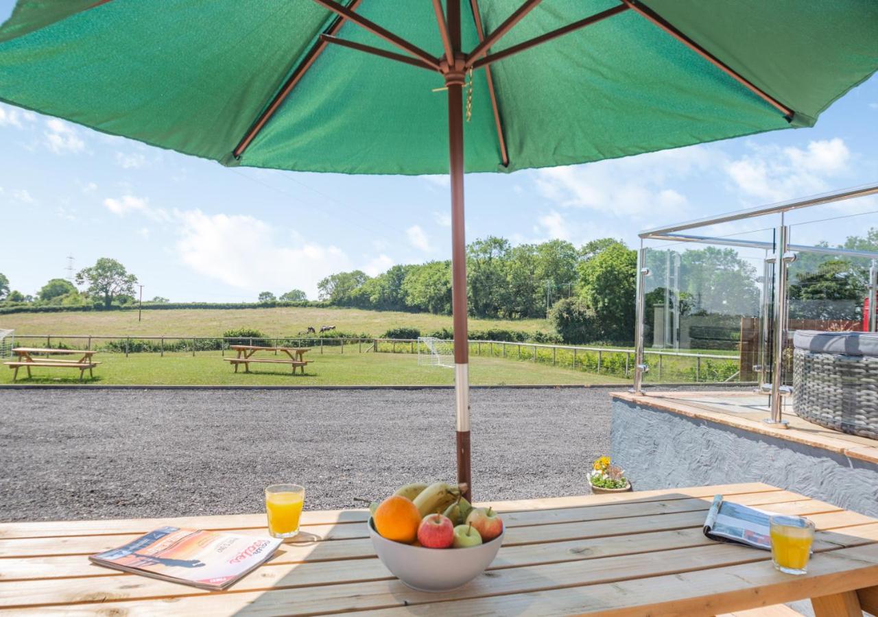 3 Bed in Talwrn oc-bow229