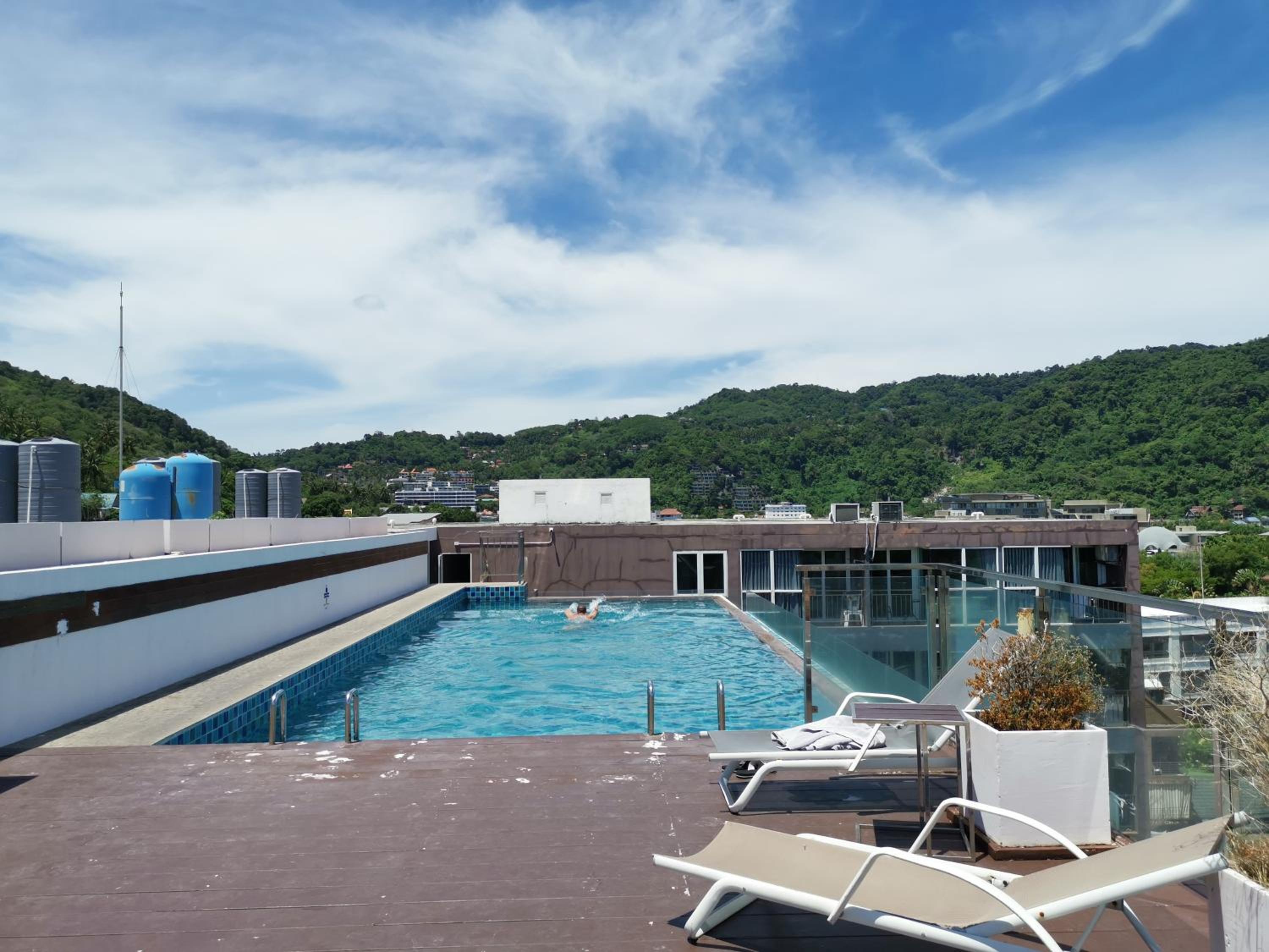 7 Floor - Ozone Condotel near Kata beach by 15 minutes walking