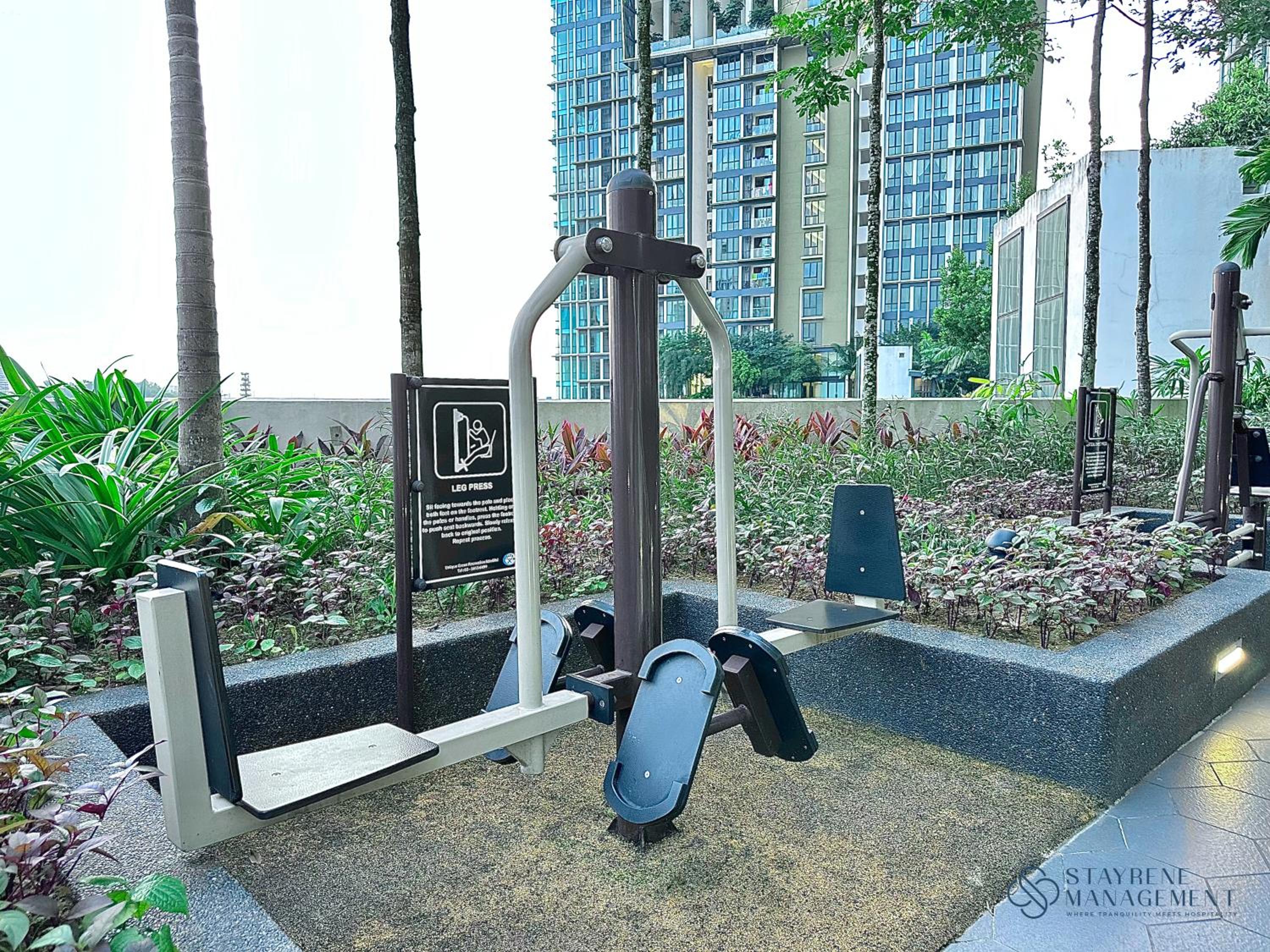 Elysia Park Residence Medini by Stayrene view 3
