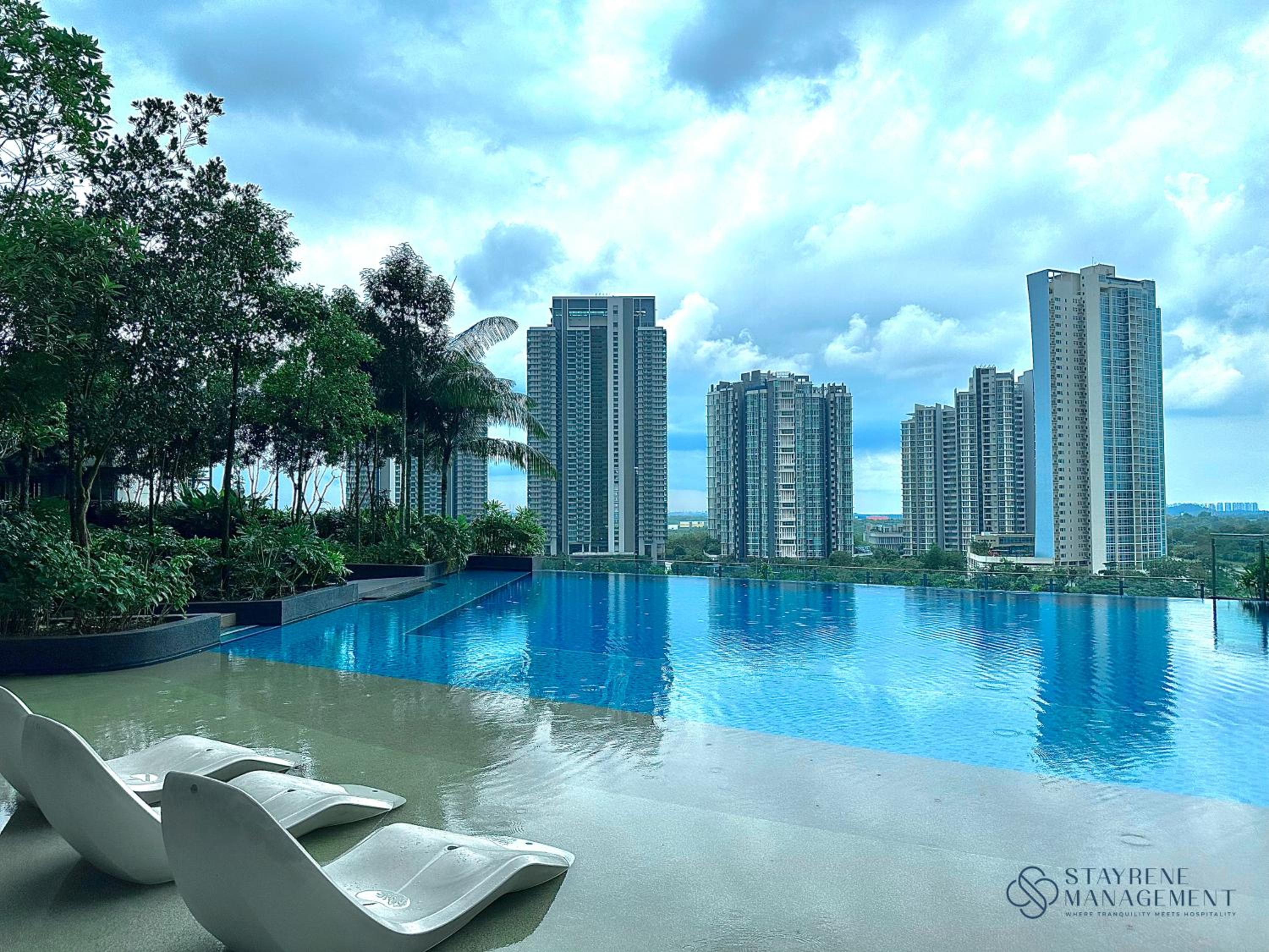 Elysia Park Residence Medini by Stayrene photo 4