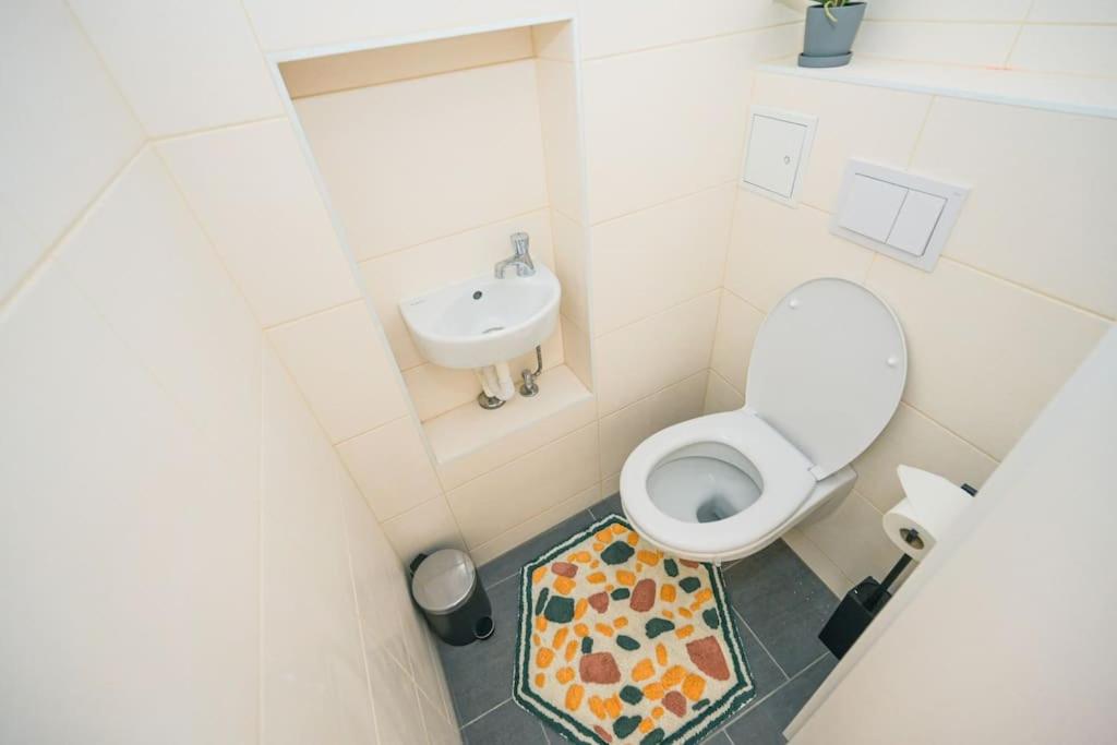 Perfect Apartment Near @ City-Center
