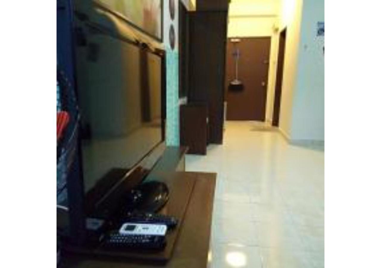 Homestay Pagar Buruk Bukit Merah L6- AIR COND photo 5