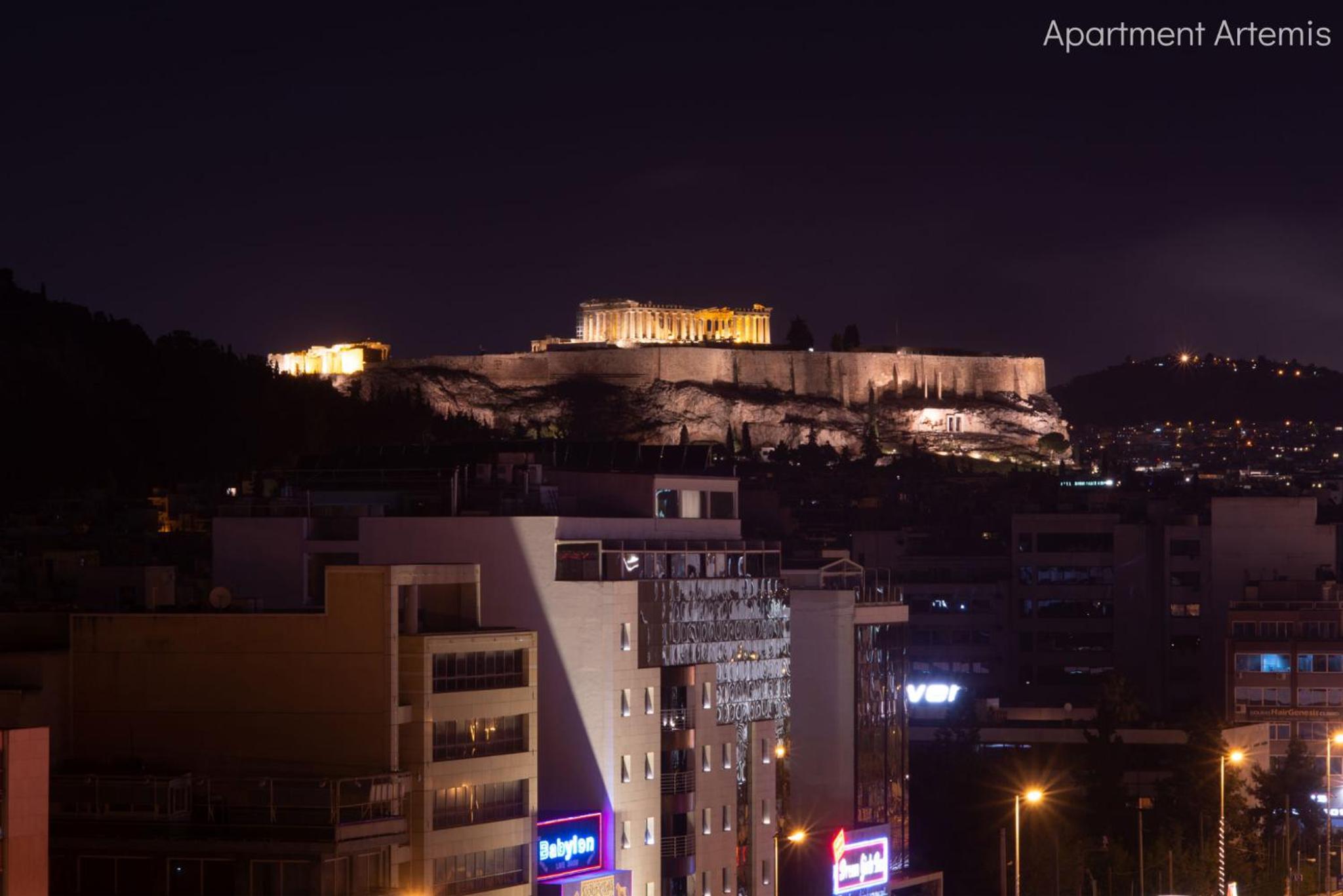 Apollo & Artemis by Heloni Apartments