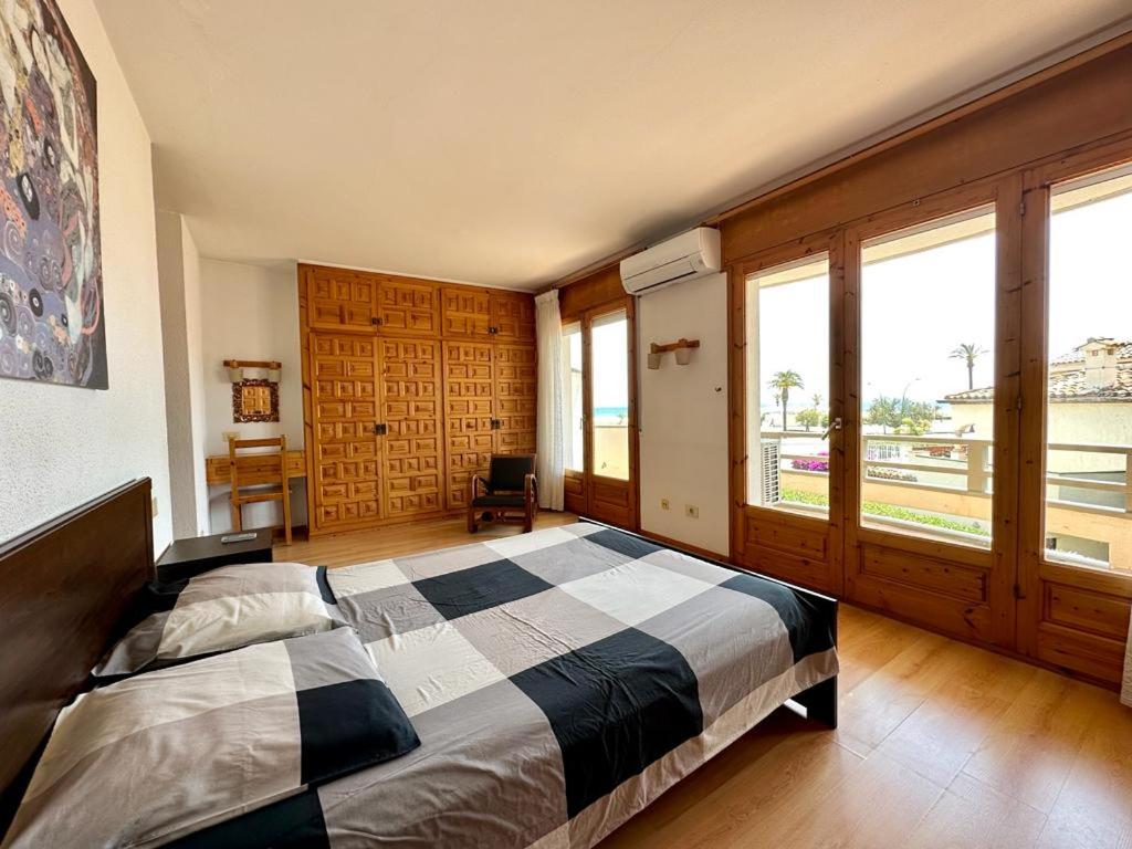 CARGOLS DE MAR