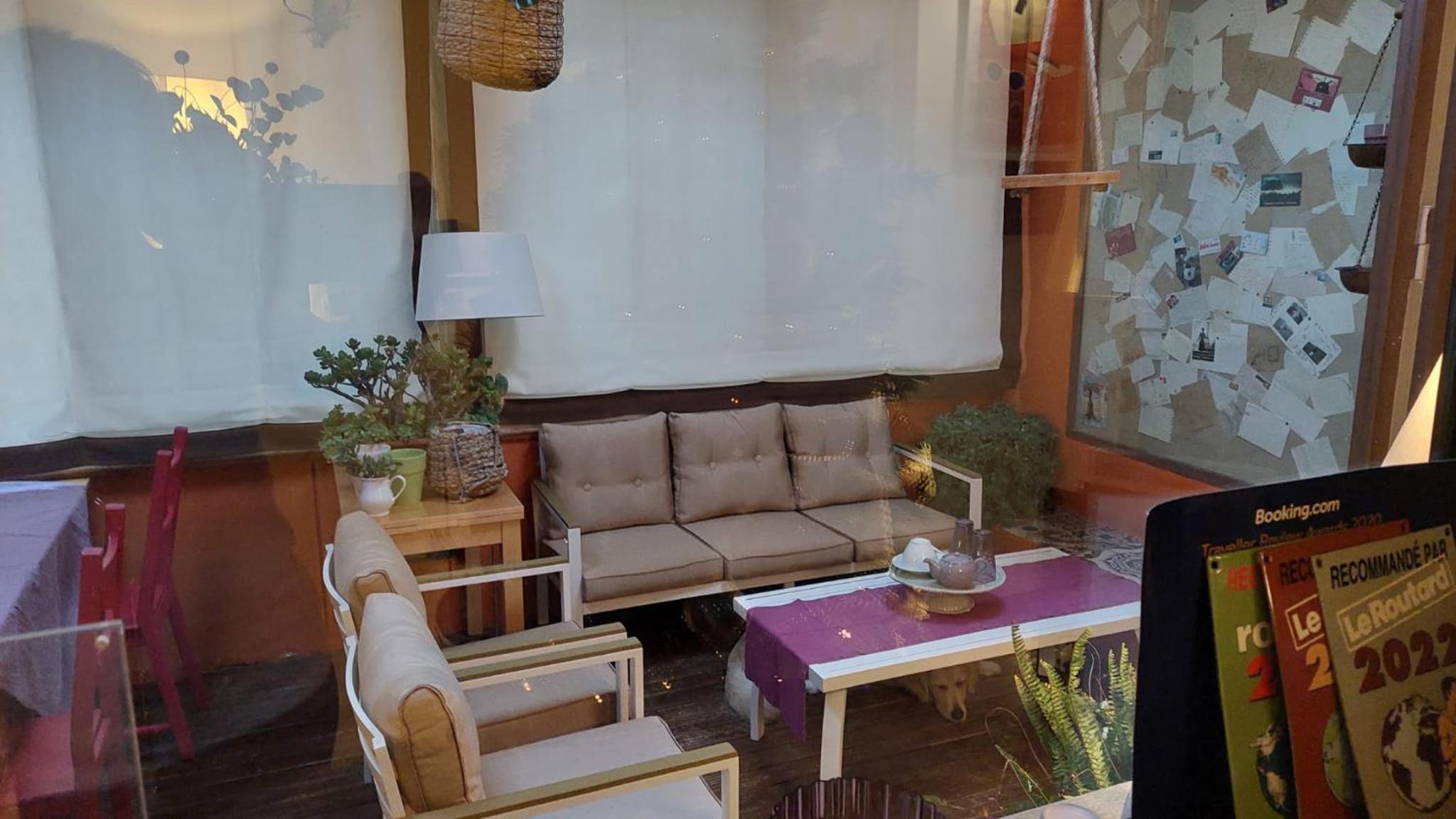 lounge