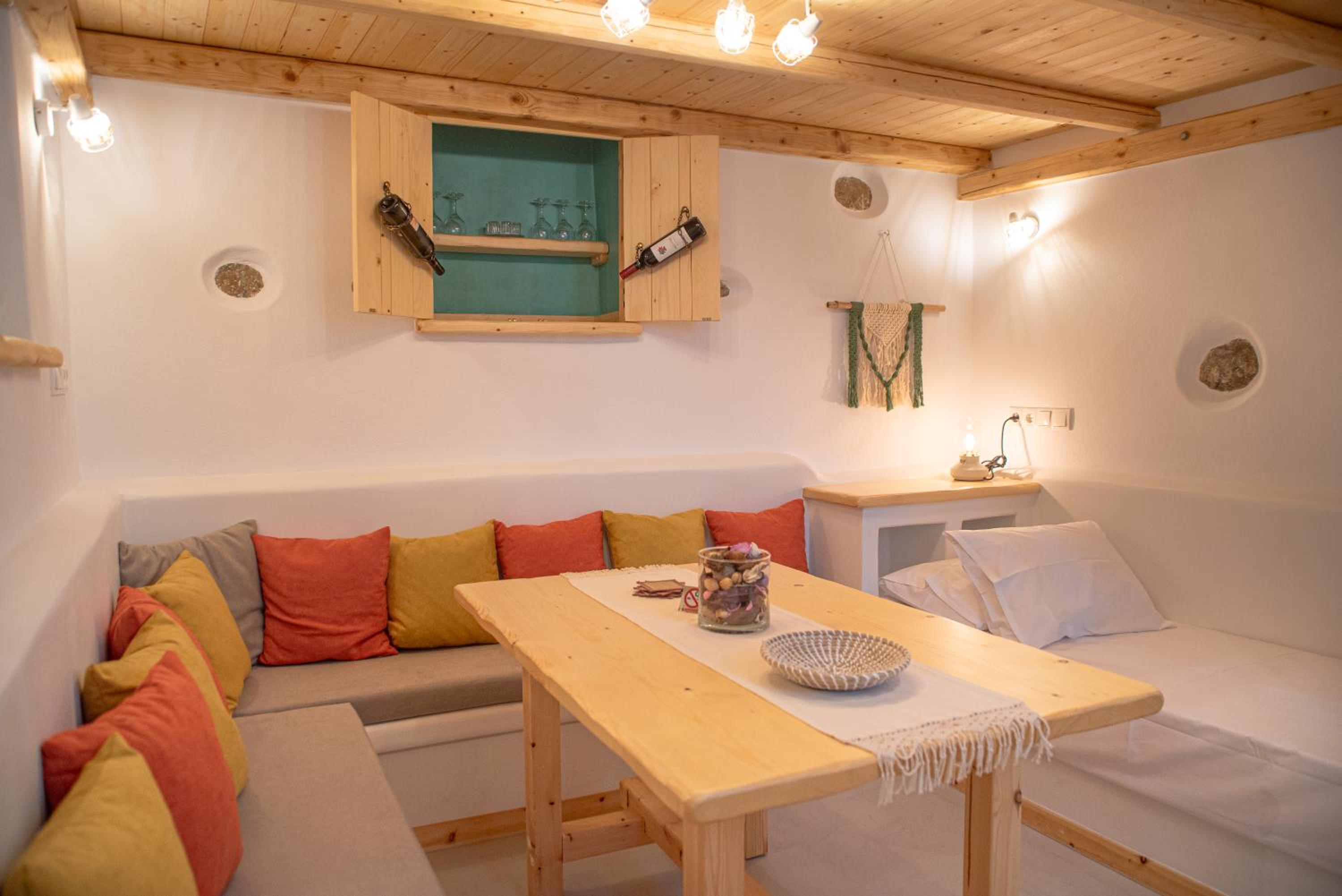 Mythical Luxury Apartment