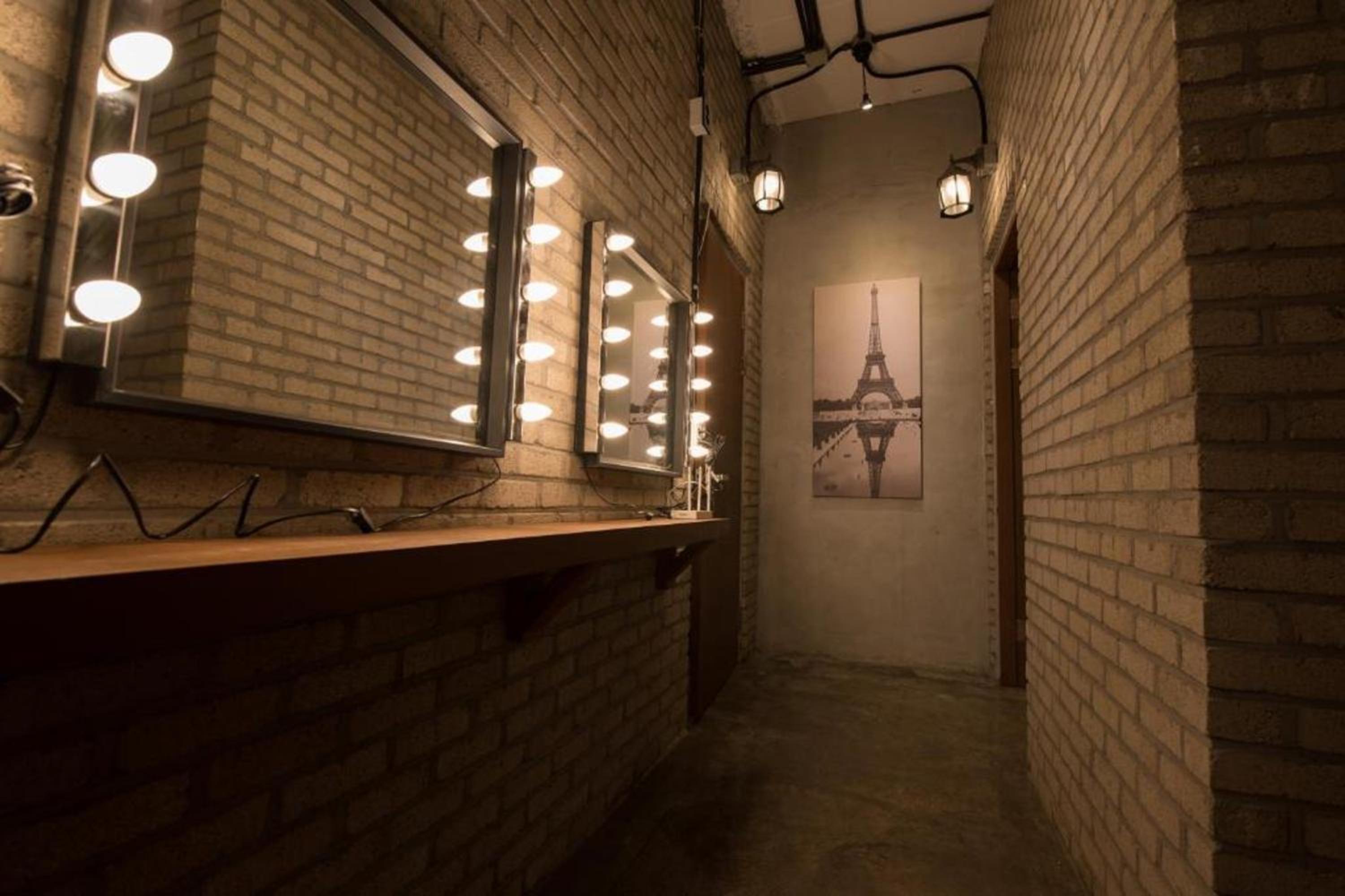 INNO Hostel & Pub Lounge Hongdae 8