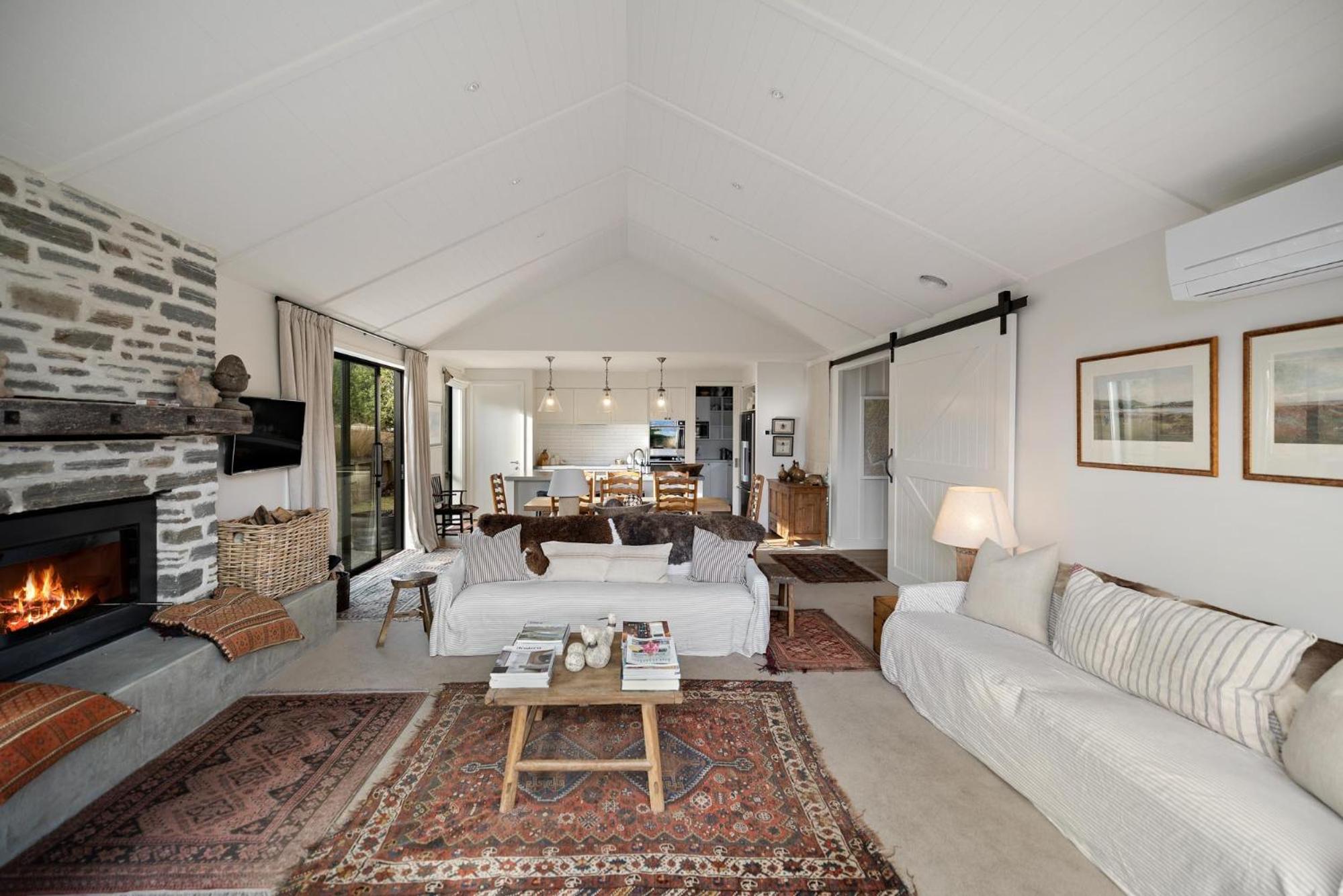 Kirimoko Lodge