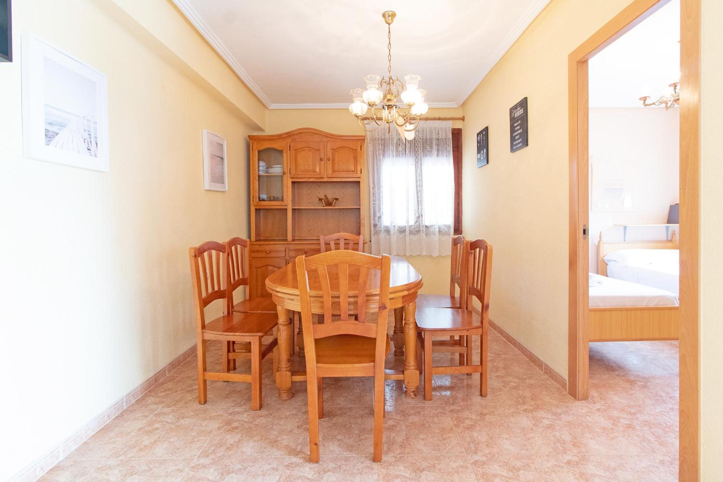 Global Properties, Apartamento en primera linea de playa en Canet