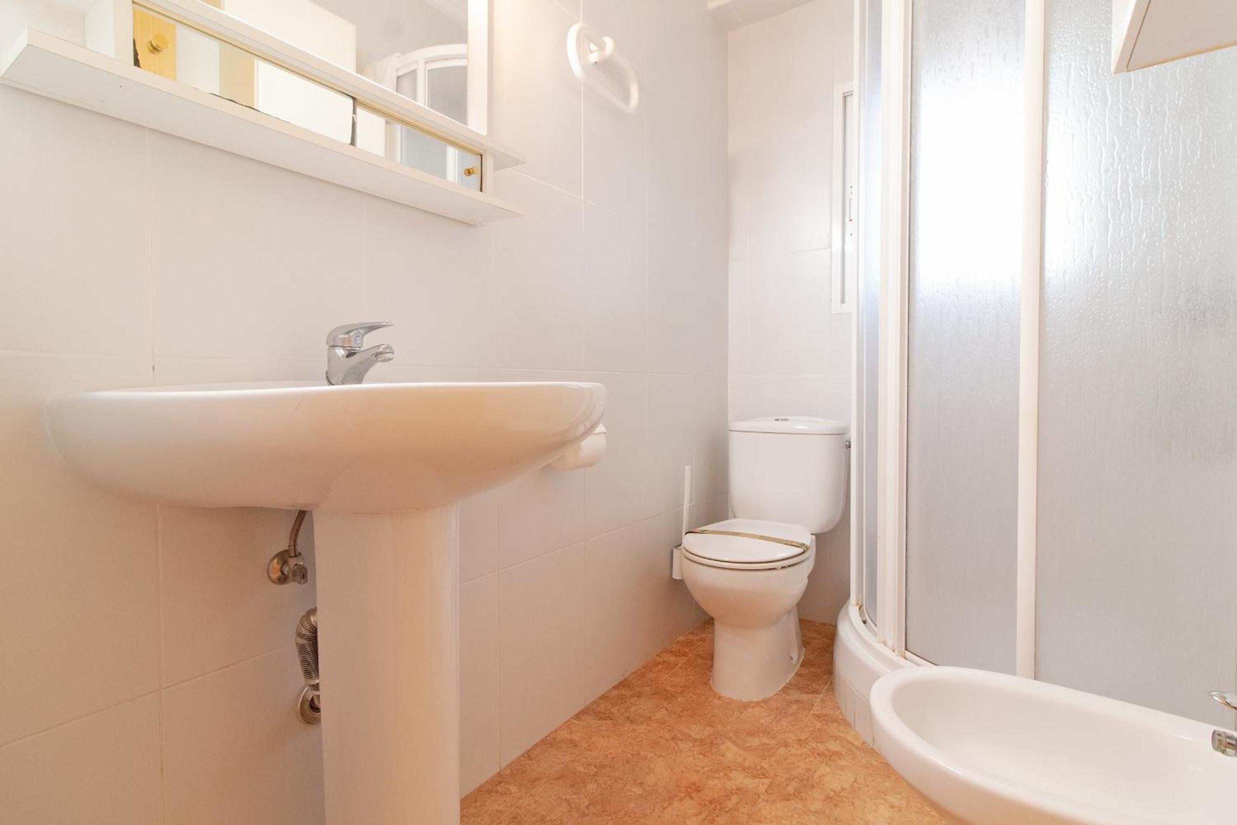 Global Properties, Apartamento en primera linea de playa en Canet