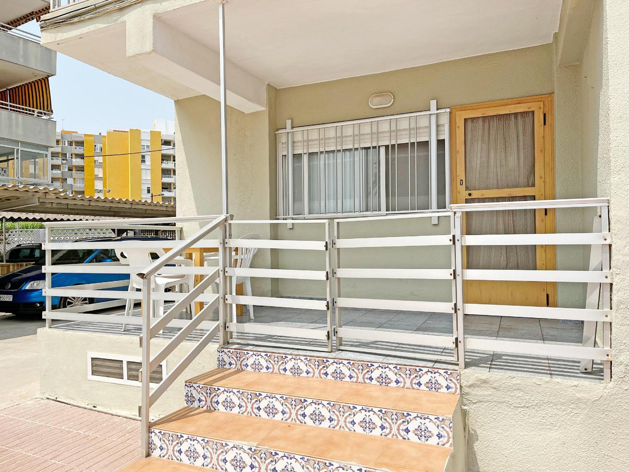 Global Properties, Apartamento en primera linea de playa en Canet
