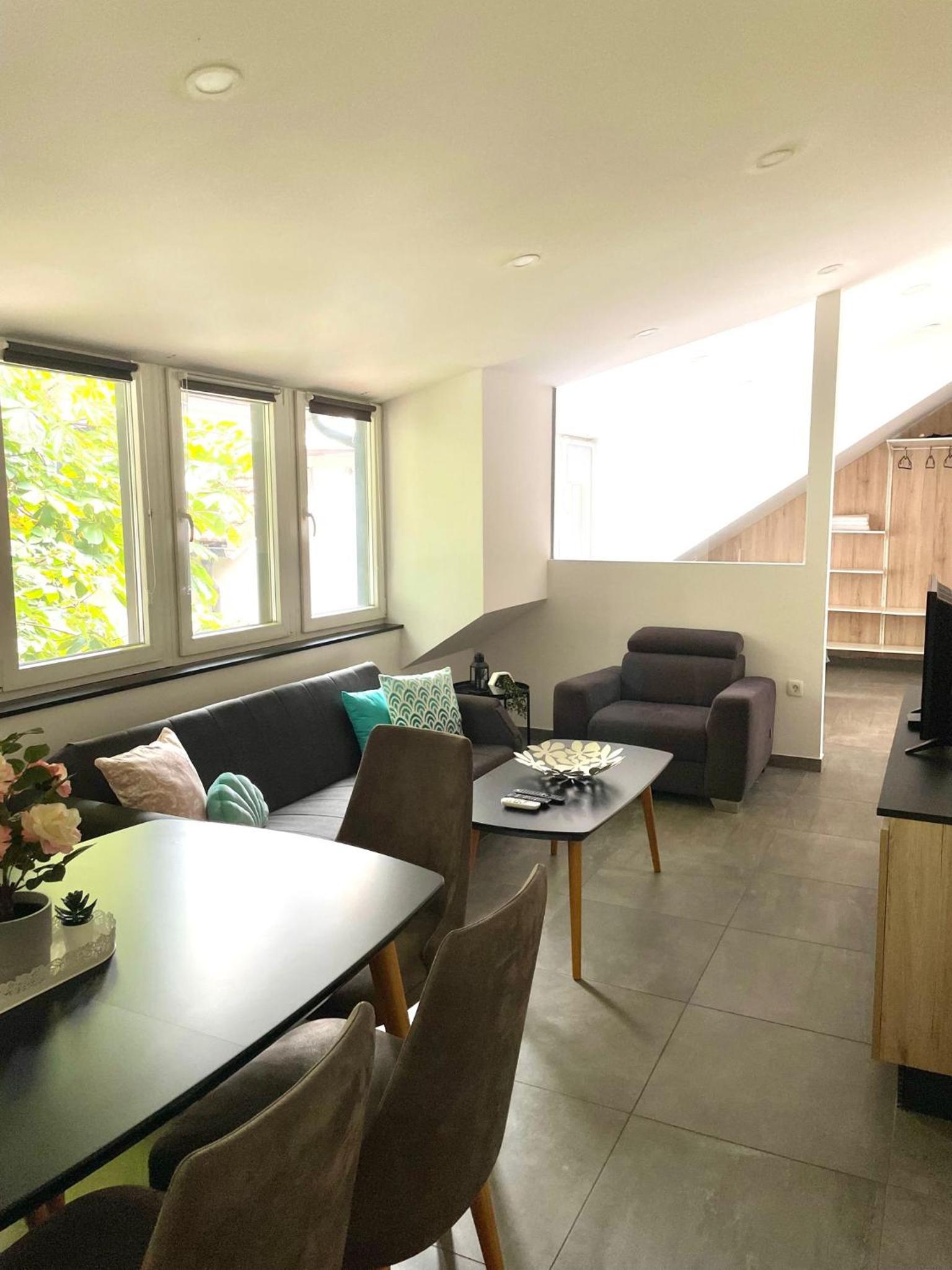 Hotel KHAN Apartments LJUBLJANA - Image 1