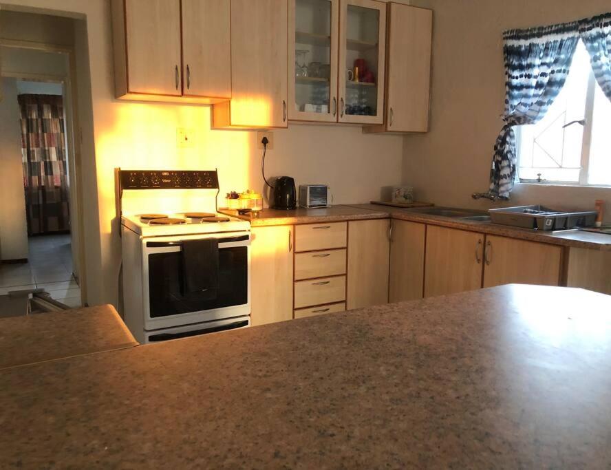 The Corner (Self Catering Accommodation, Windhoek) view 4