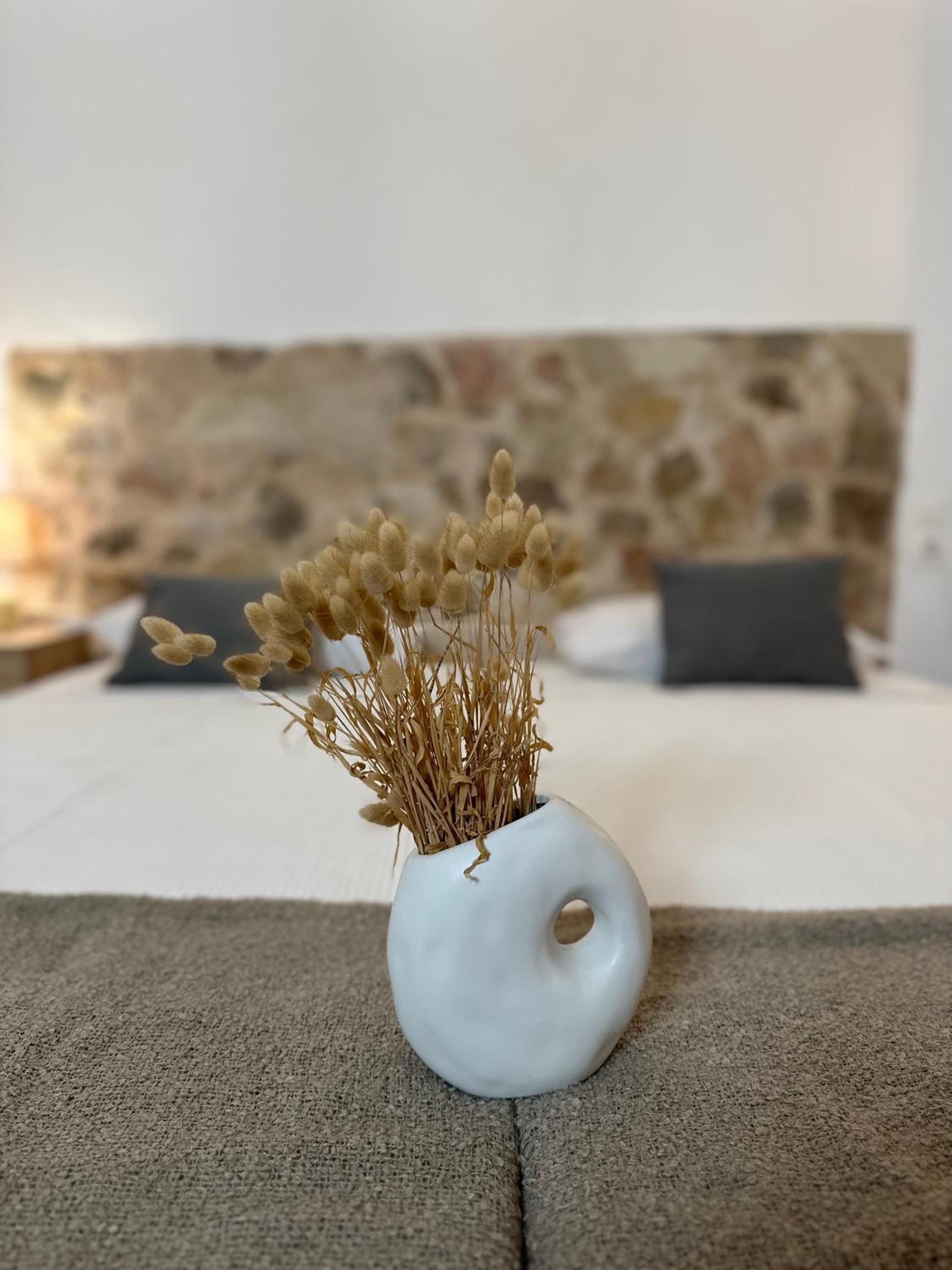 Valente Rooms Kythira