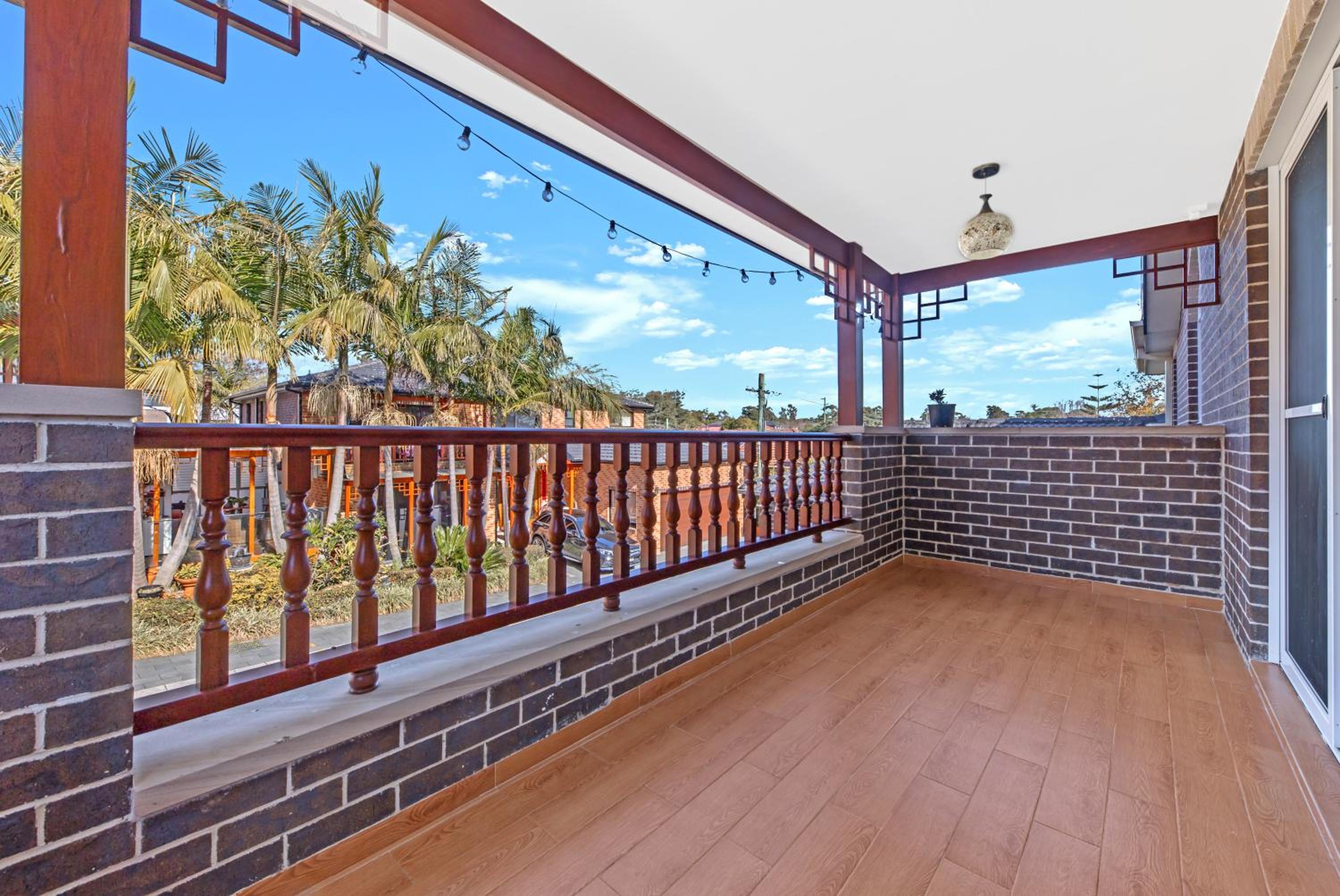 Exquisite Chinese Style Garden