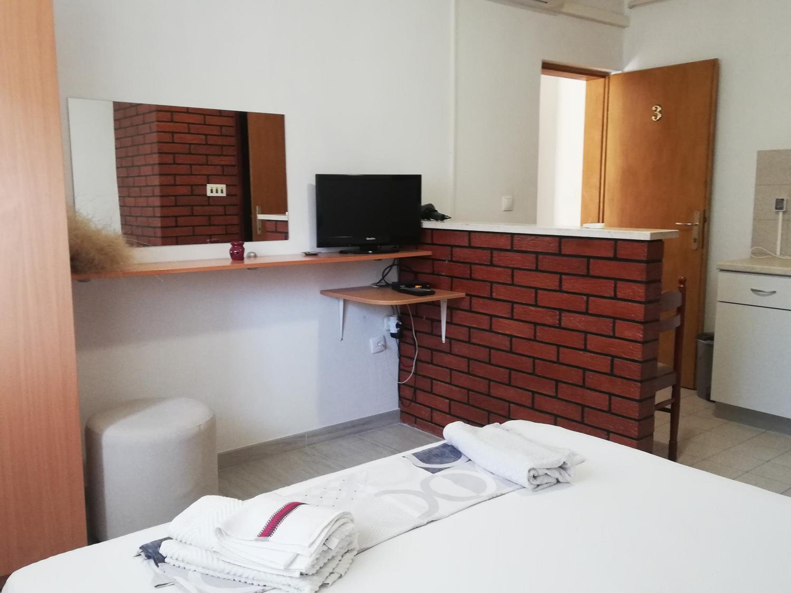 Apartments&Rooms SB