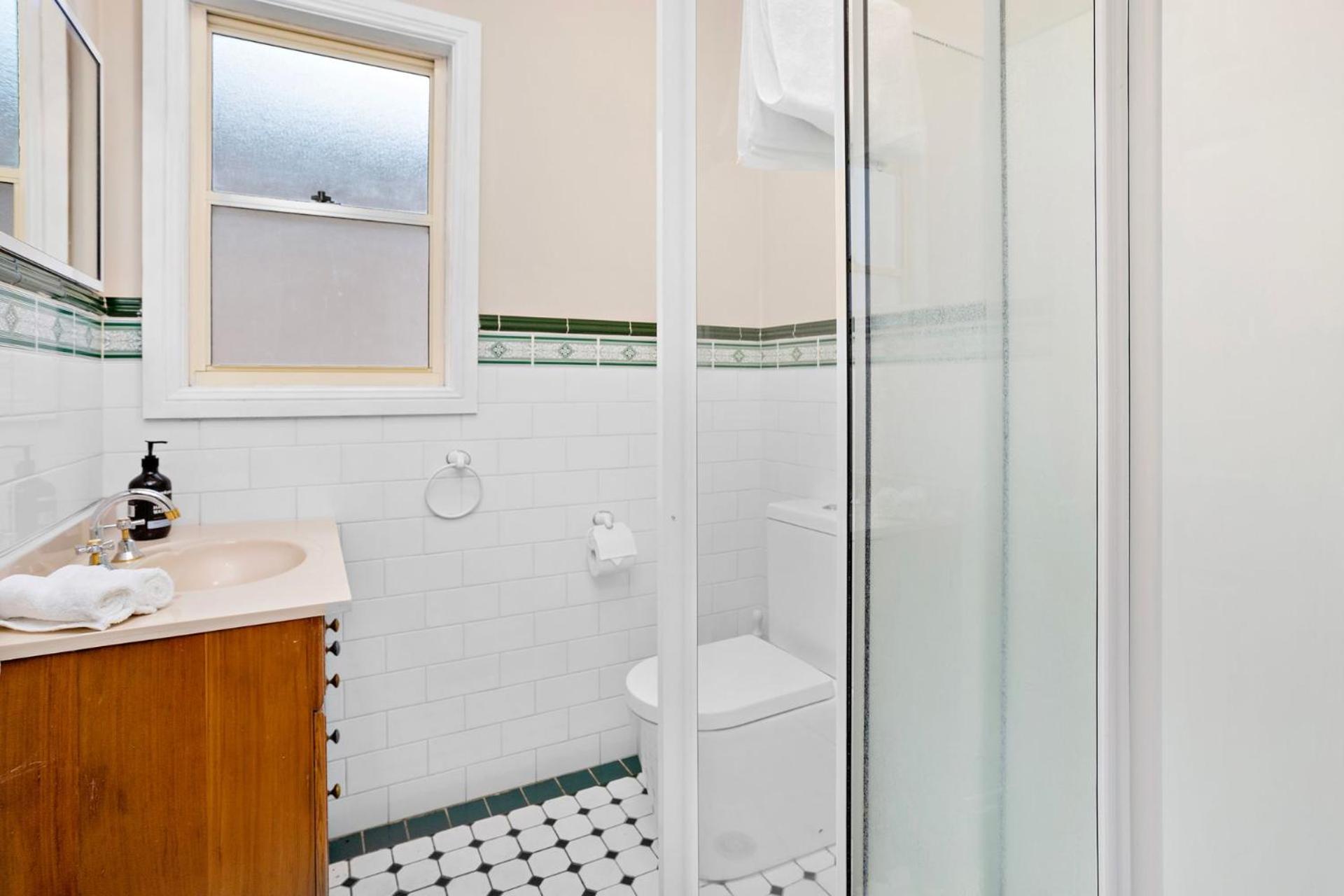 Anembo Hideaway
