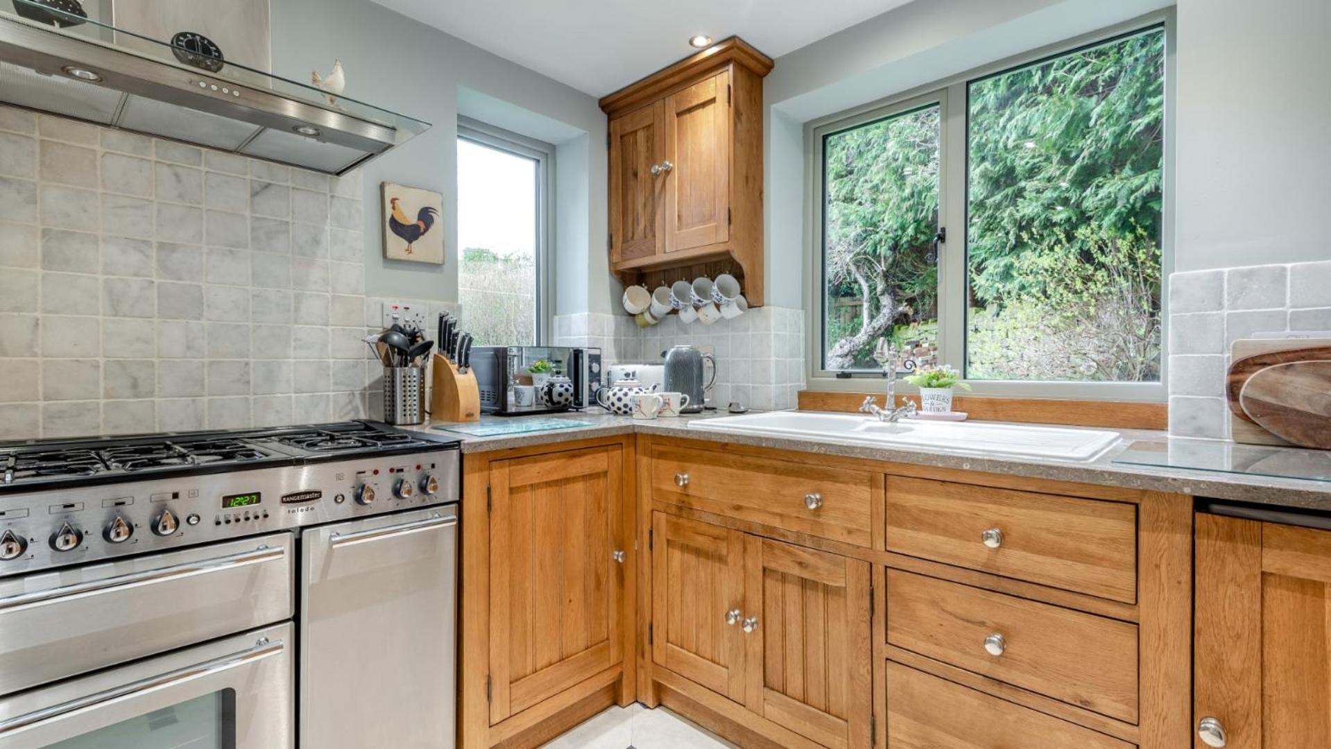 3 Bed in Baslow oc-h27288