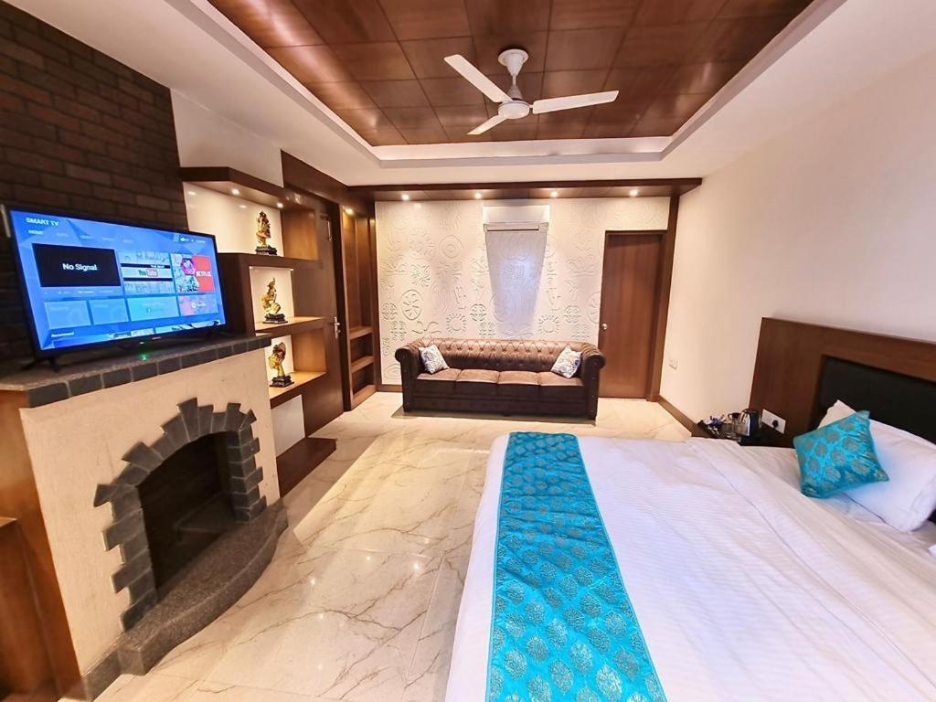 Redhomex Nilaya 6 bhk view 4