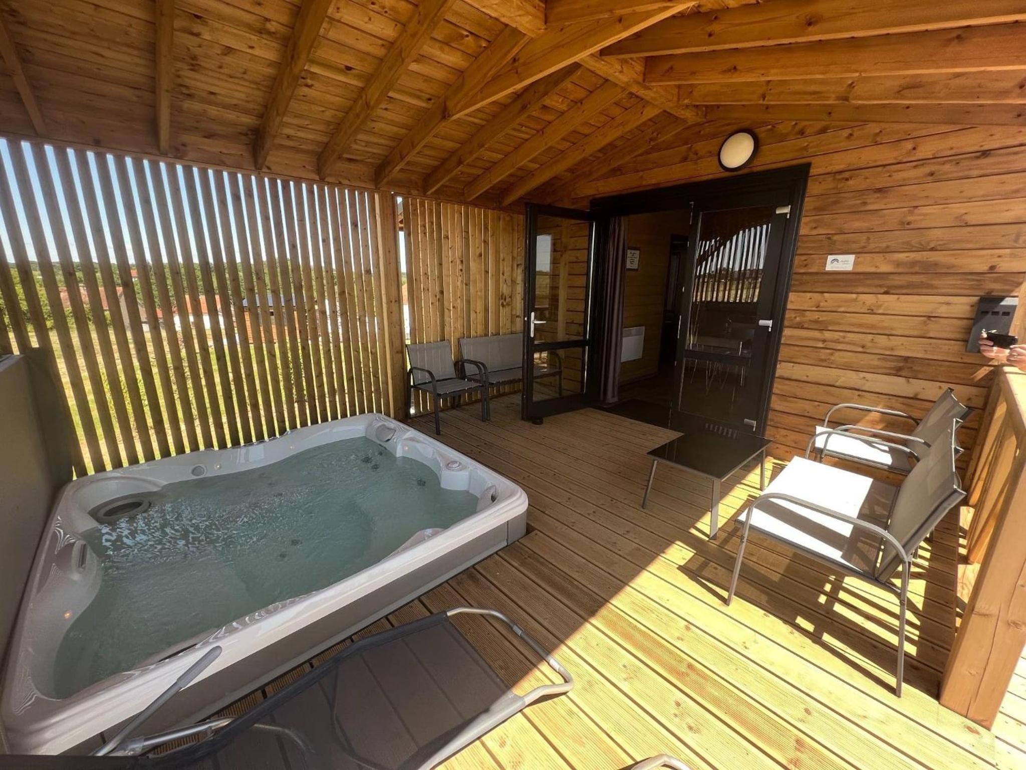 Chalet avec spa, Au Bois Quartois view 3