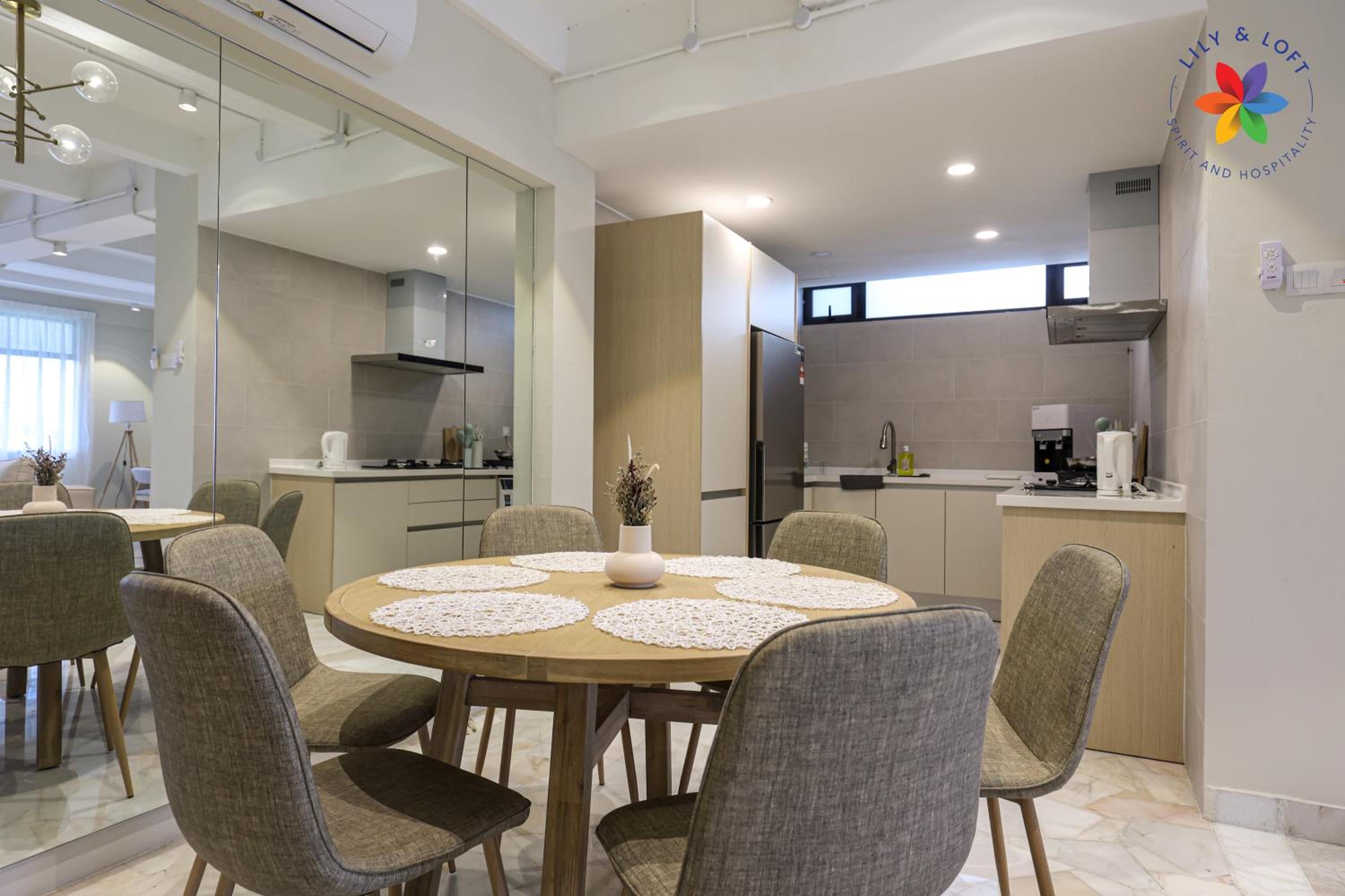 KL Townhouse Villa by LilyandLoft