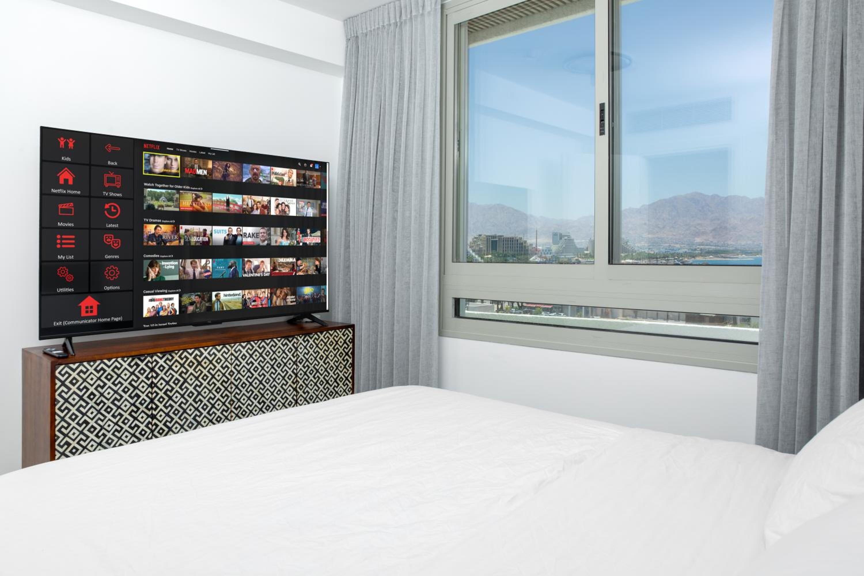 Sea Side-Presidential Suite& Privet Jacuzzi Eilat view 4