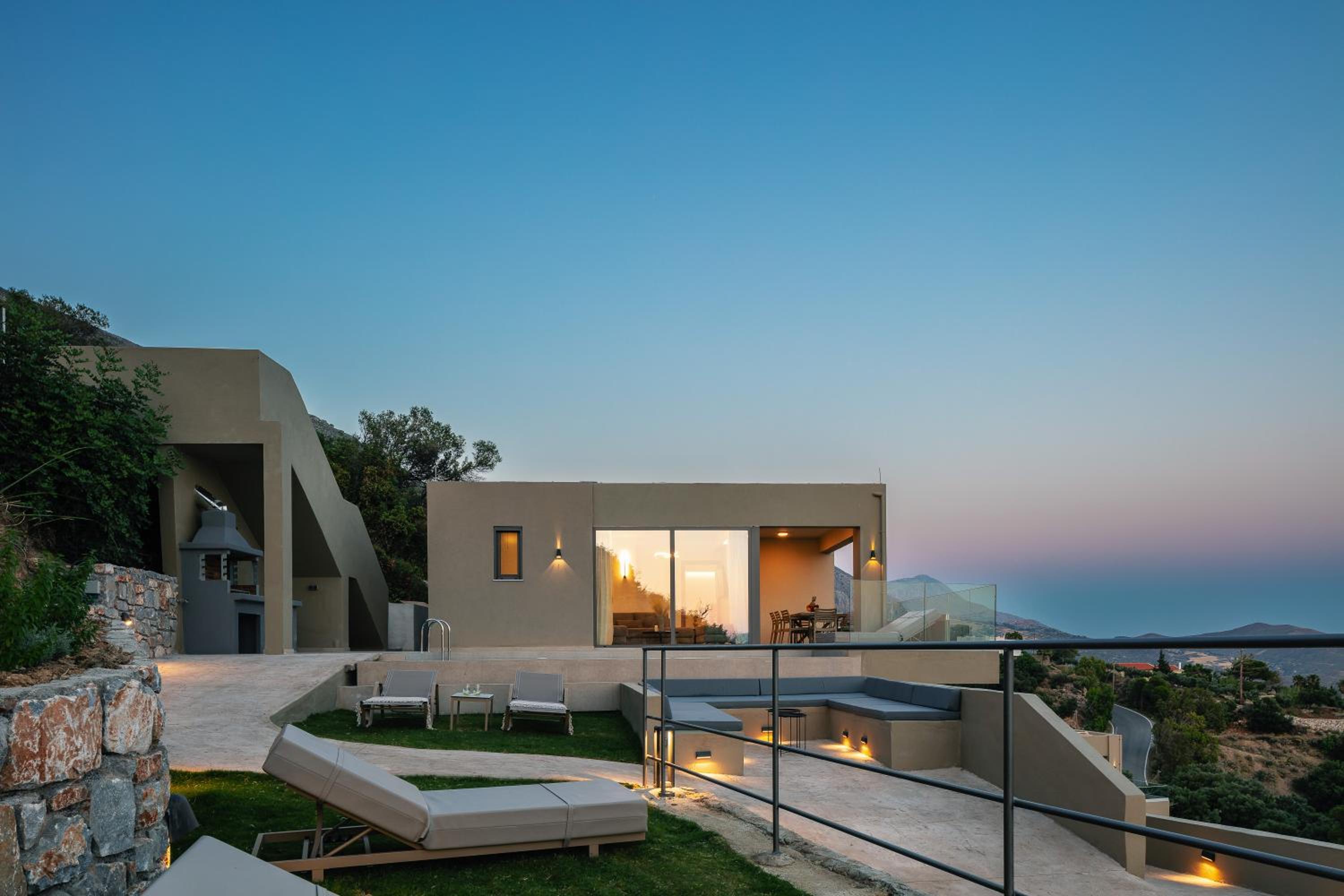 Hotel Epsilon Villa, Private Swimming Pool Garden, Panoramic Sunset - Image 1