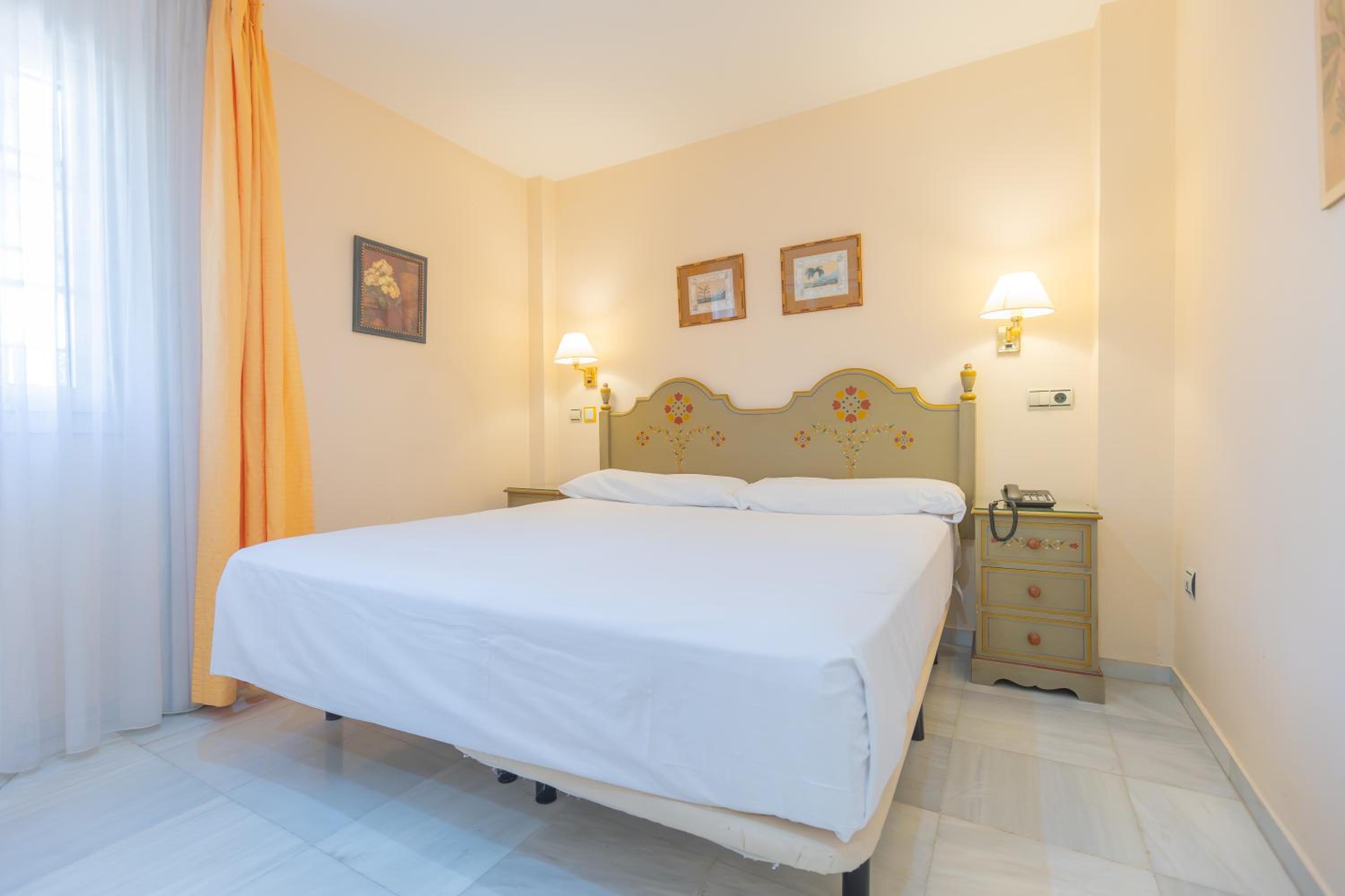 El Puerto de Santa Maria Vacations - Apartamentos Soho Boutique Vistahermosa - Property Image 36
